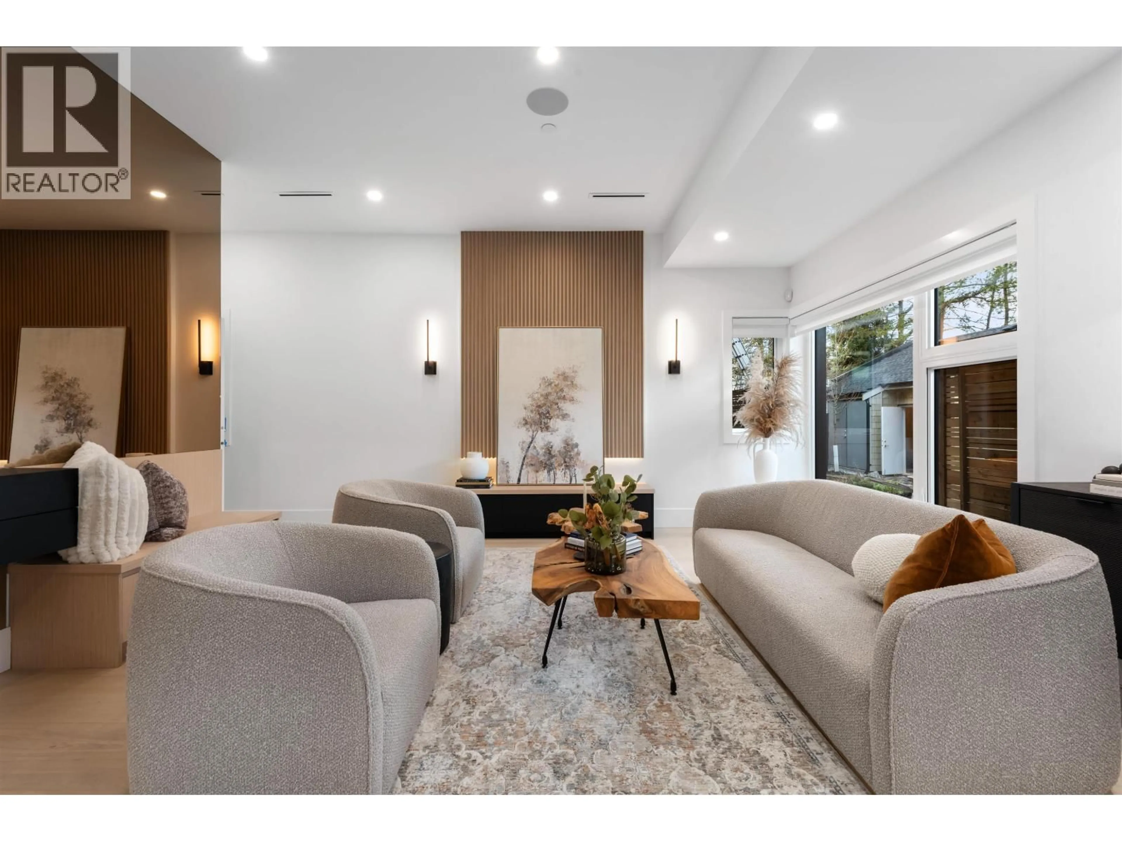 Living room with furniture, unknown for 6 - 371 33RD AVENUE, Vancouver British Columbia V5V2Z8