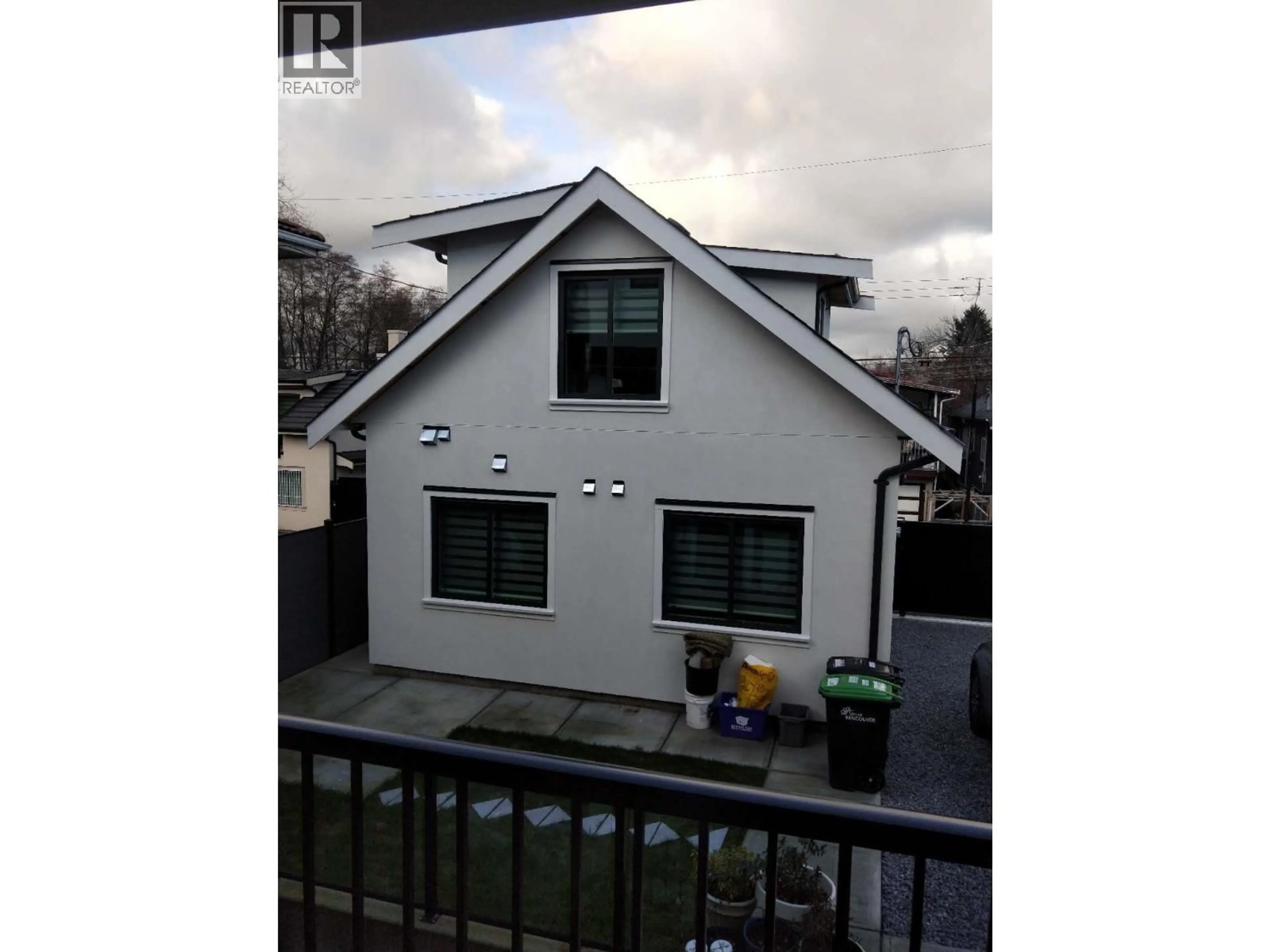 Unknown for 2931 28TH AVENUE, Vancouver British Columbia V5R1S3