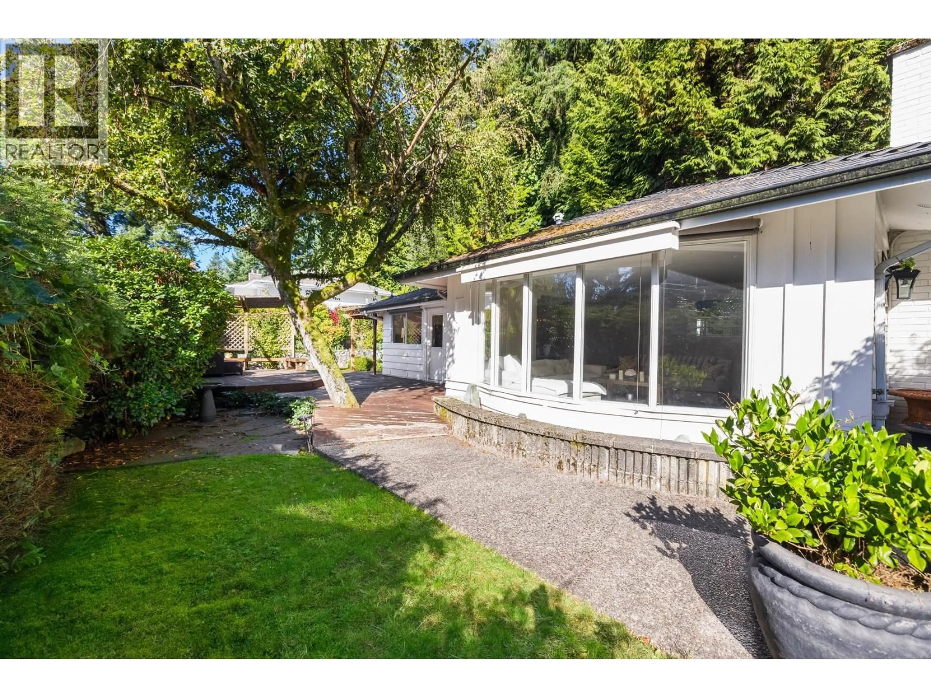 A pic from outside/outdoor area/front of a property/back of a property/a pic from drone, street for 4110 BURKERIDGE PLACE, West Vancouver British Columbia V7V3M9