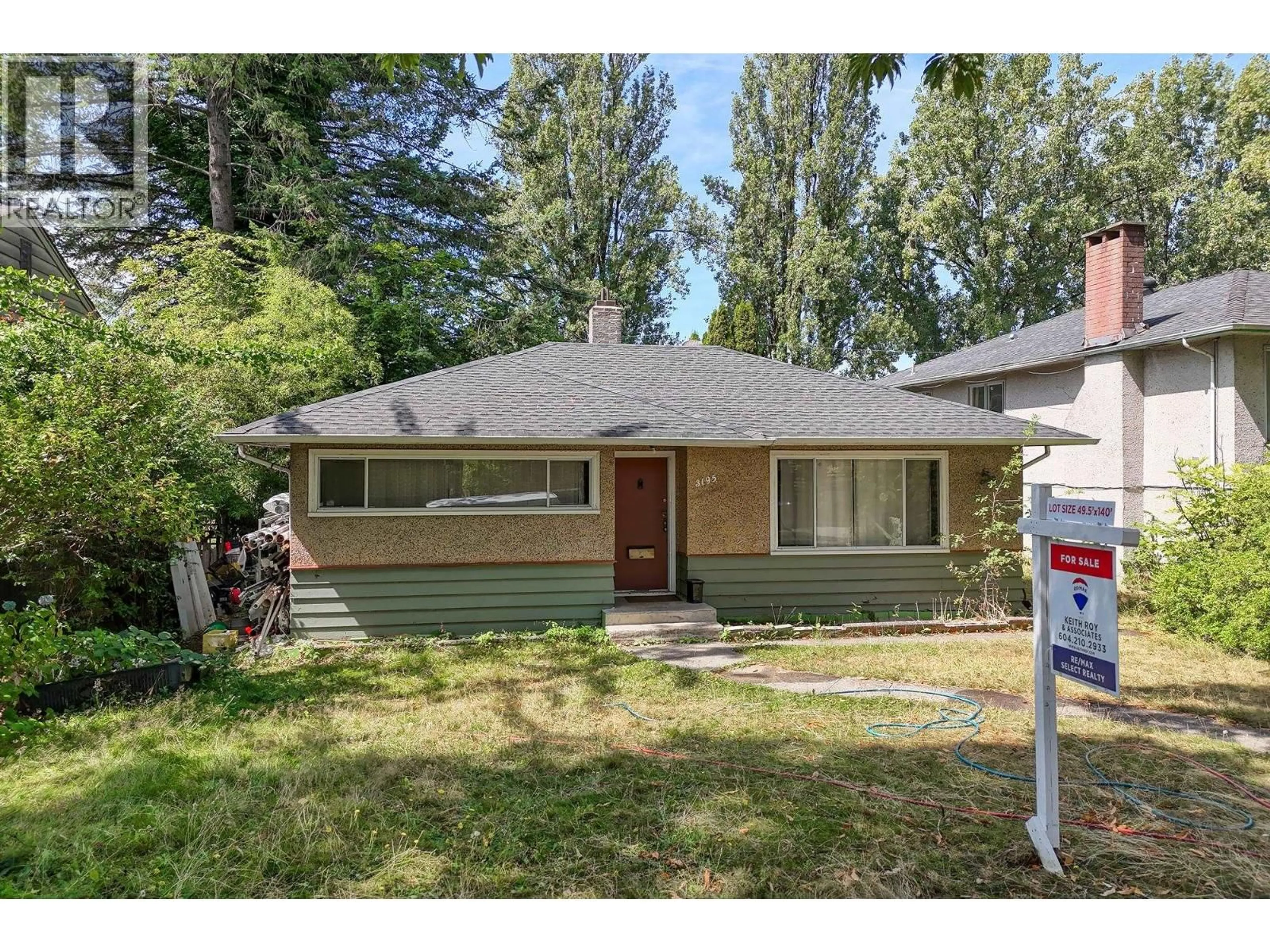 Home with vinyl exterior material, street for 3195 GARDEN DRIVE, Vancouver British Columbia V5N4Y2