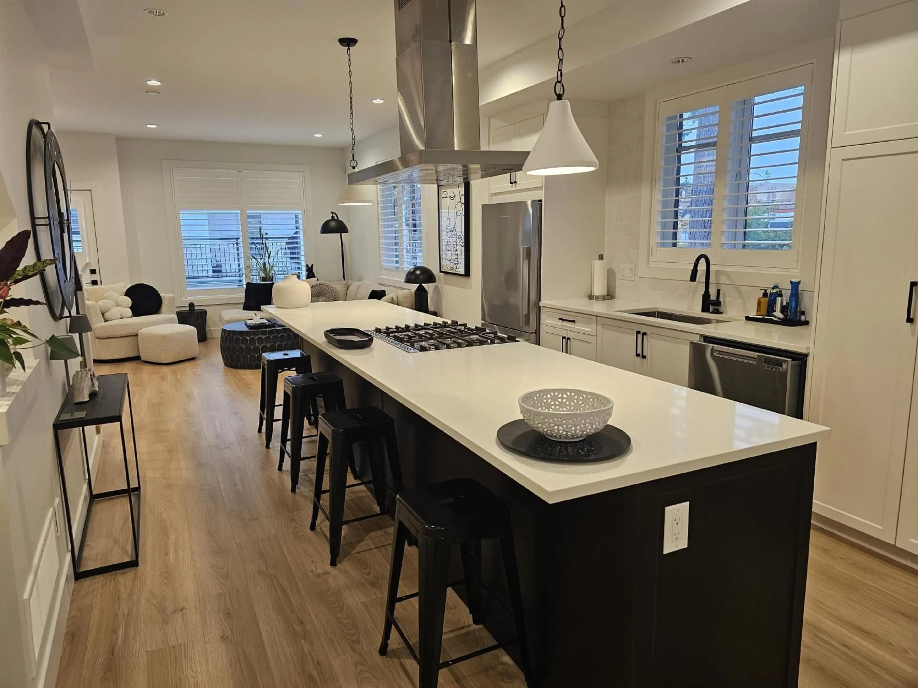 Open concept kitchen, unknown for 11 - 16467 23A, Surrey British Columbia V3Z1E9