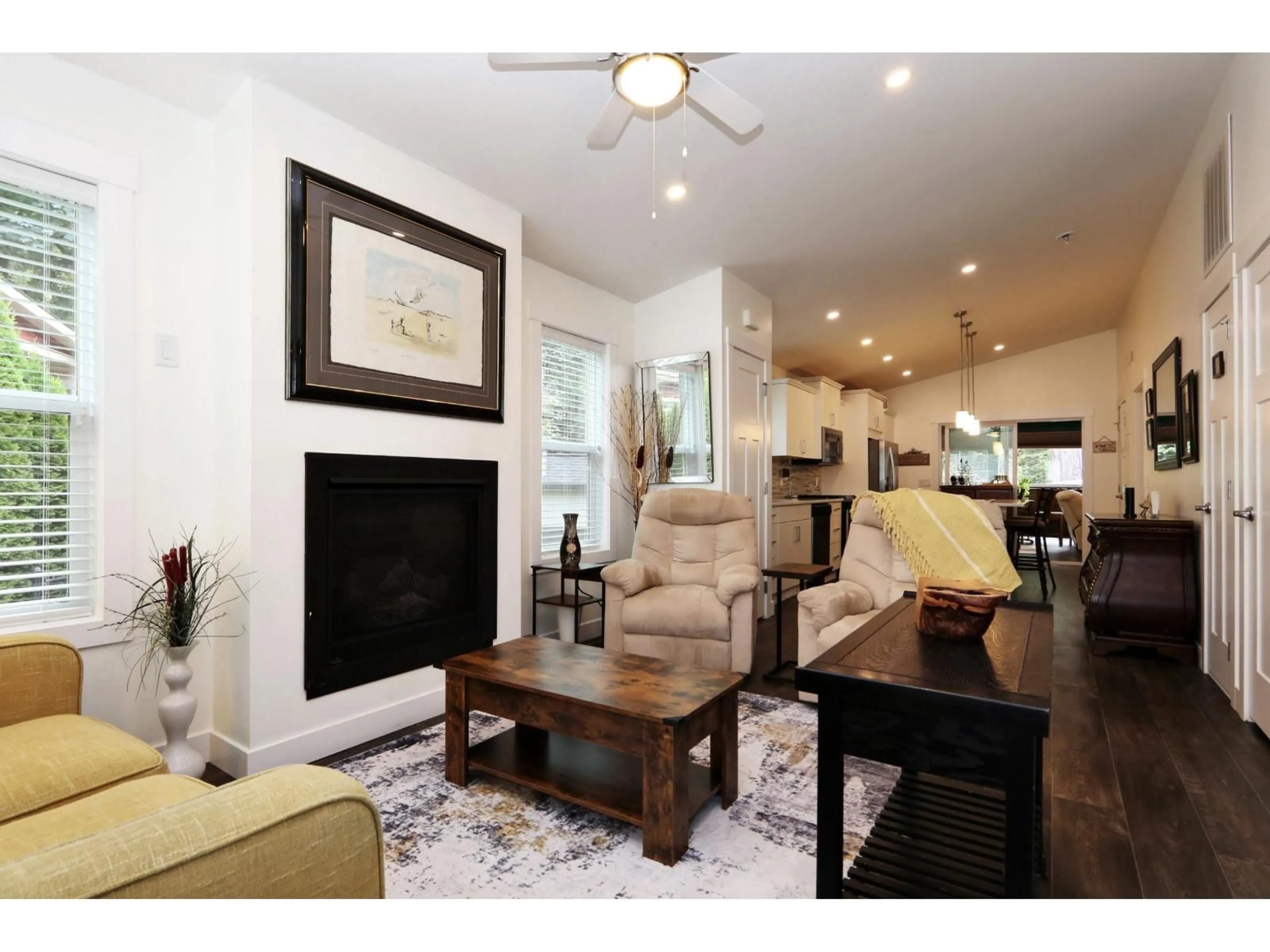 Living room with furniture, unknown for 74 - 53480 BRIDAL FALLS ROAD, Chilliwack British Columbia V0X1X1