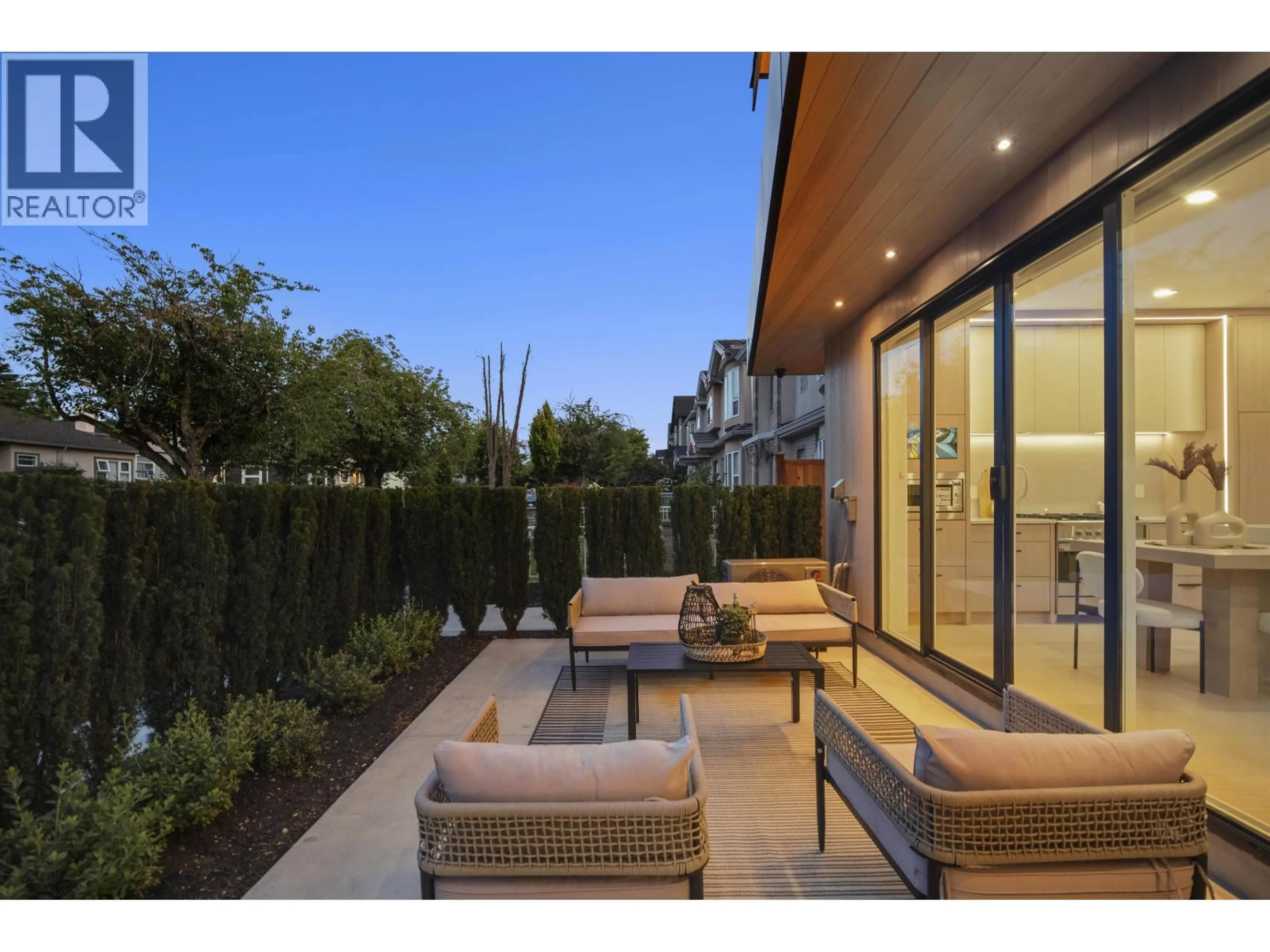 Patio, street for 1 - 5033 PRINCE ALBERT STREET, Vancouver British Columbia V5W3C5