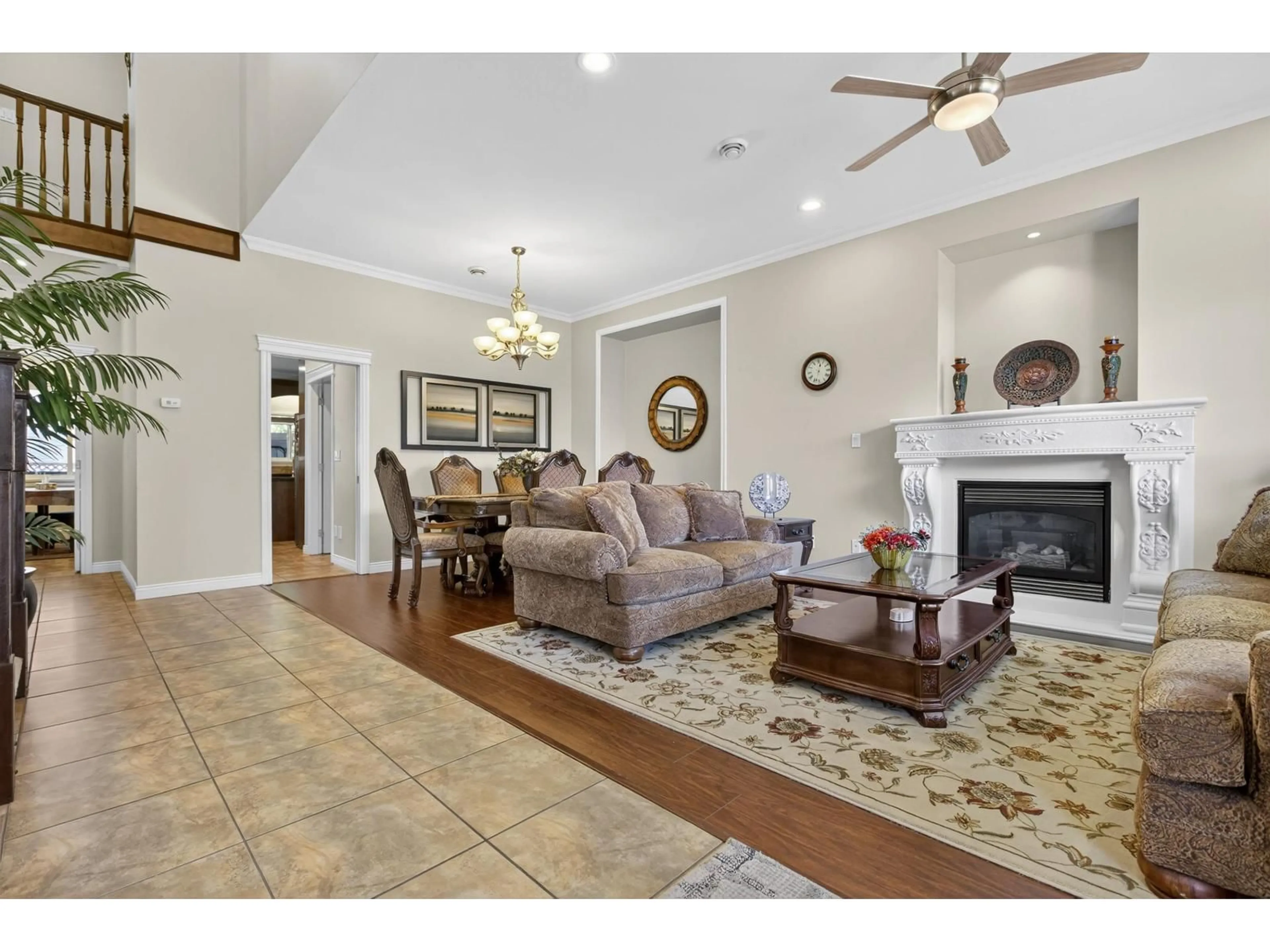 Living room with furniture, ceramic/tile floor for 6269 132B, Surrey British Columbia V3X3V4