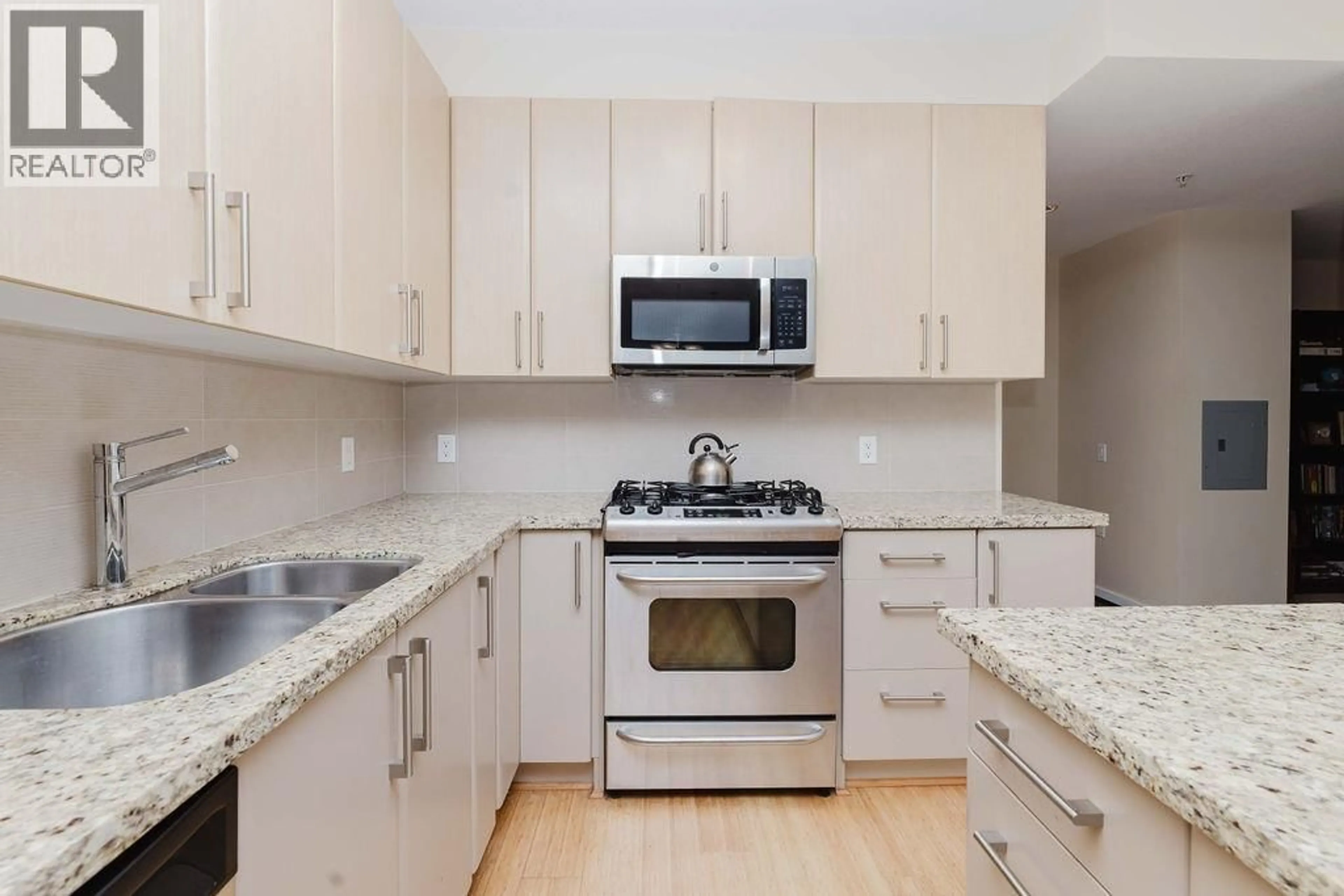 Standard kitchen, unknown for 241 - 5160 DAVIS BAY ROAD, Sechelt British Columbia V7Z0H3