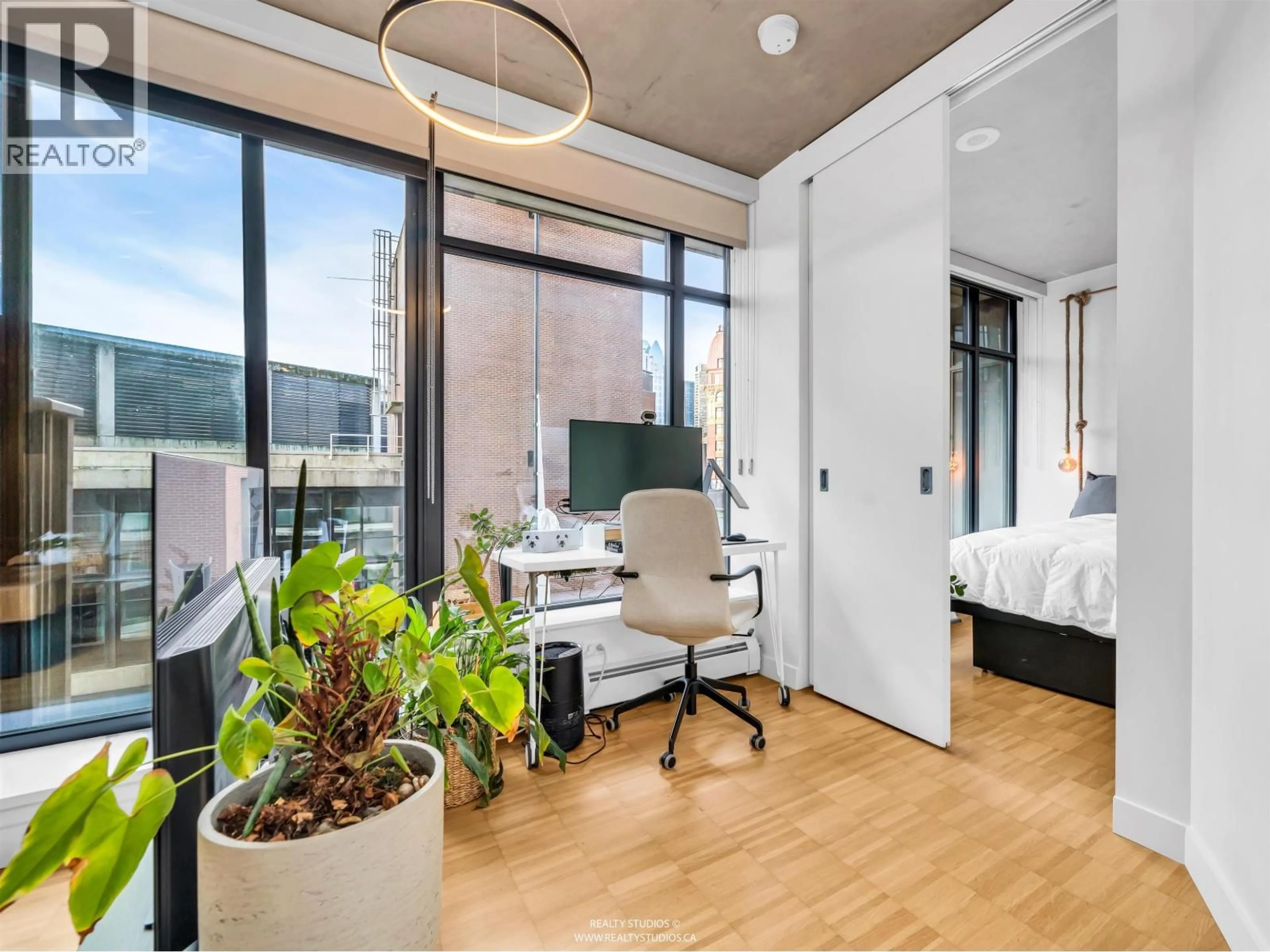 A pic of a room for 908 - 128 CORDOVA STREET, Vancouver British Columbia V6B0E6
