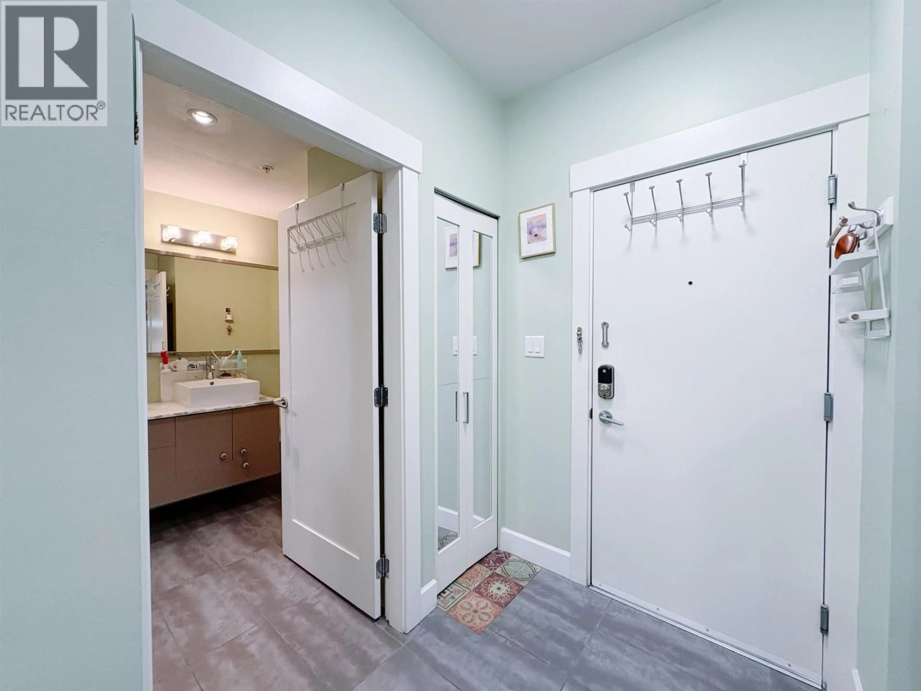Indoor entryway for 304 - 6611 ECKERSLEY ROAD, Richmond British Columbia V6Y0B7