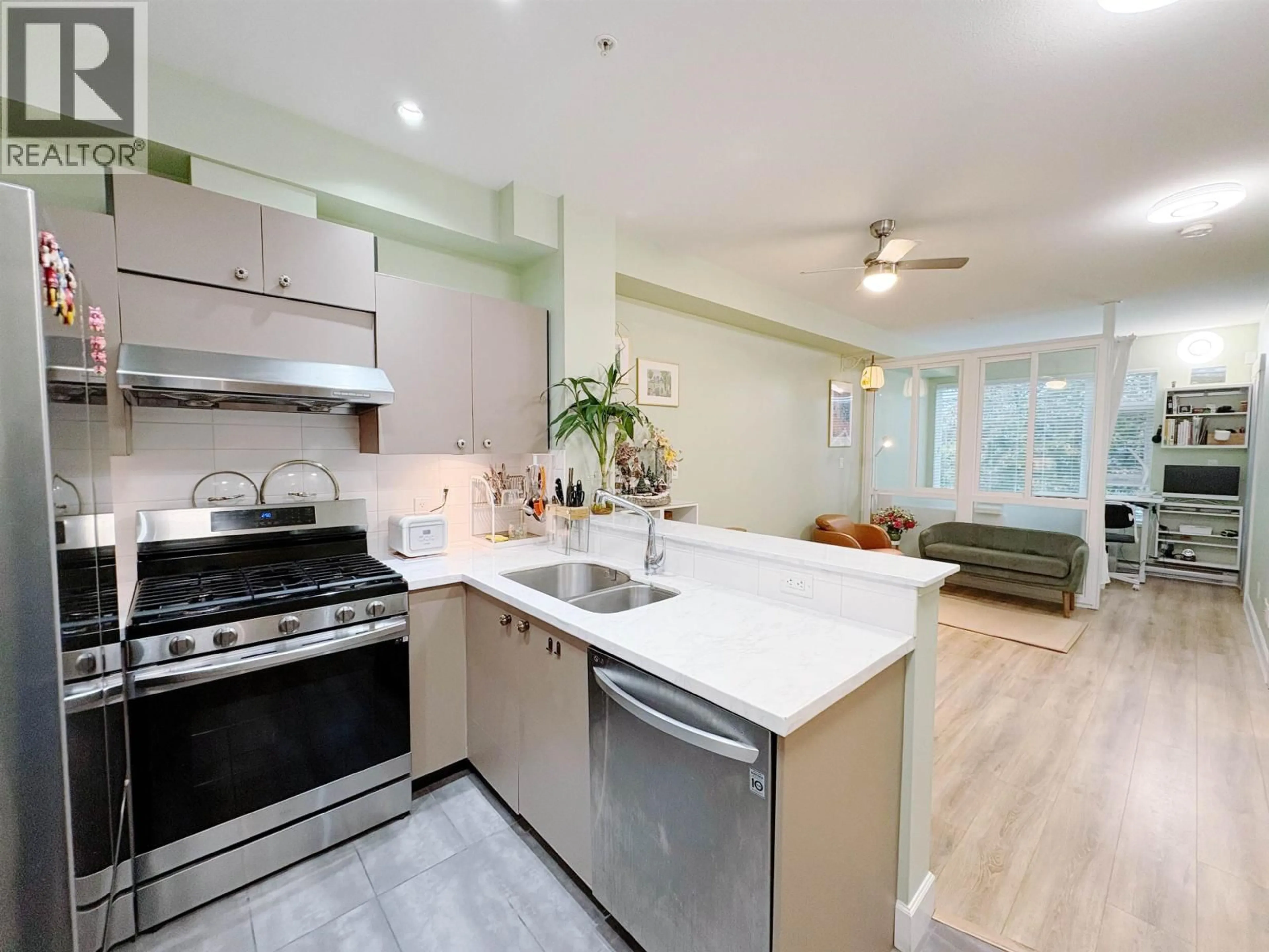 Open concept kitchen, unknown for 304 - 6611 ECKERSLEY ROAD, Richmond British Columbia V6Y0B7