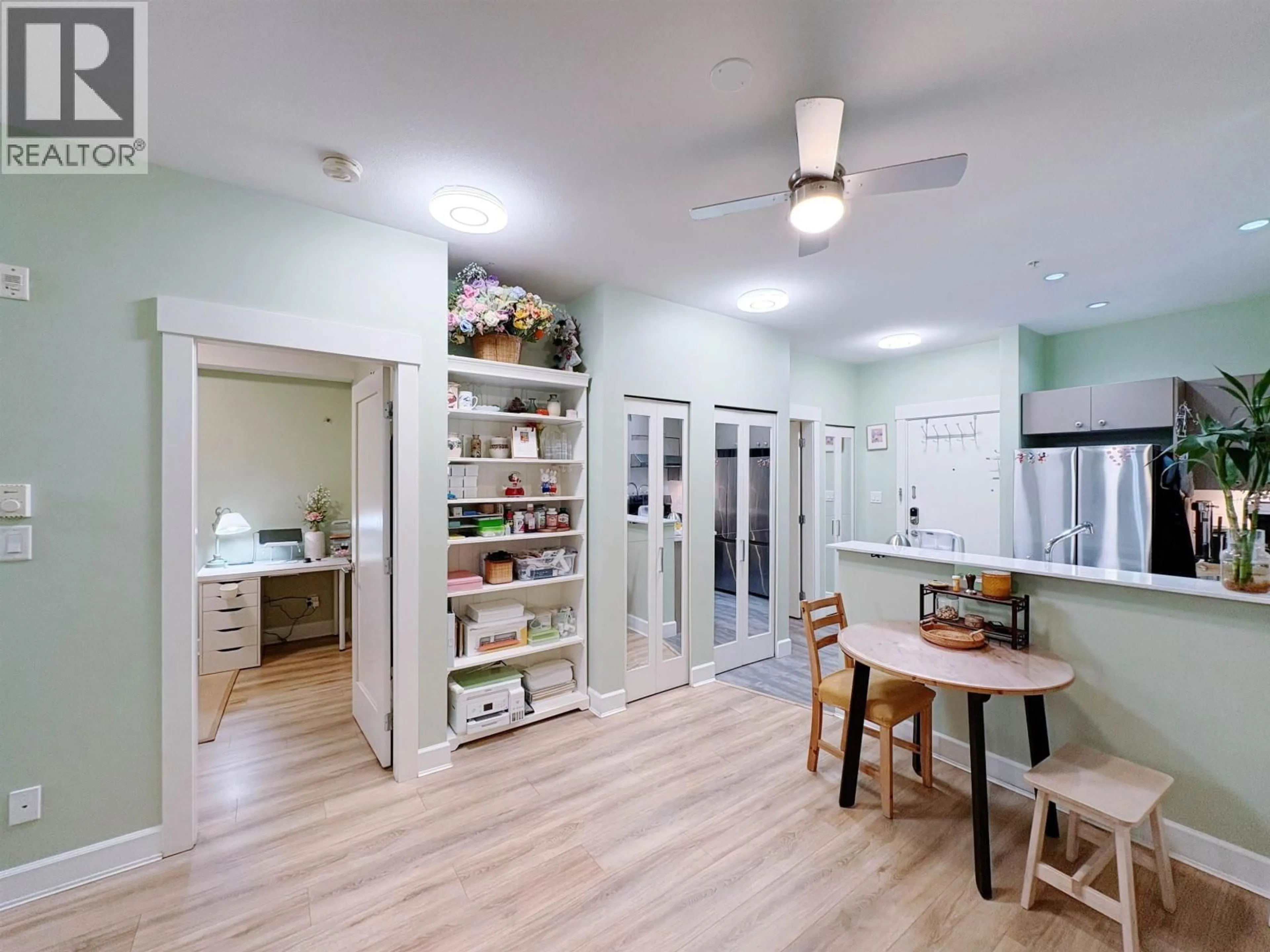 Unknown for 304 - 6611 ECKERSLEY ROAD, Richmond British Columbia V6Y0B7