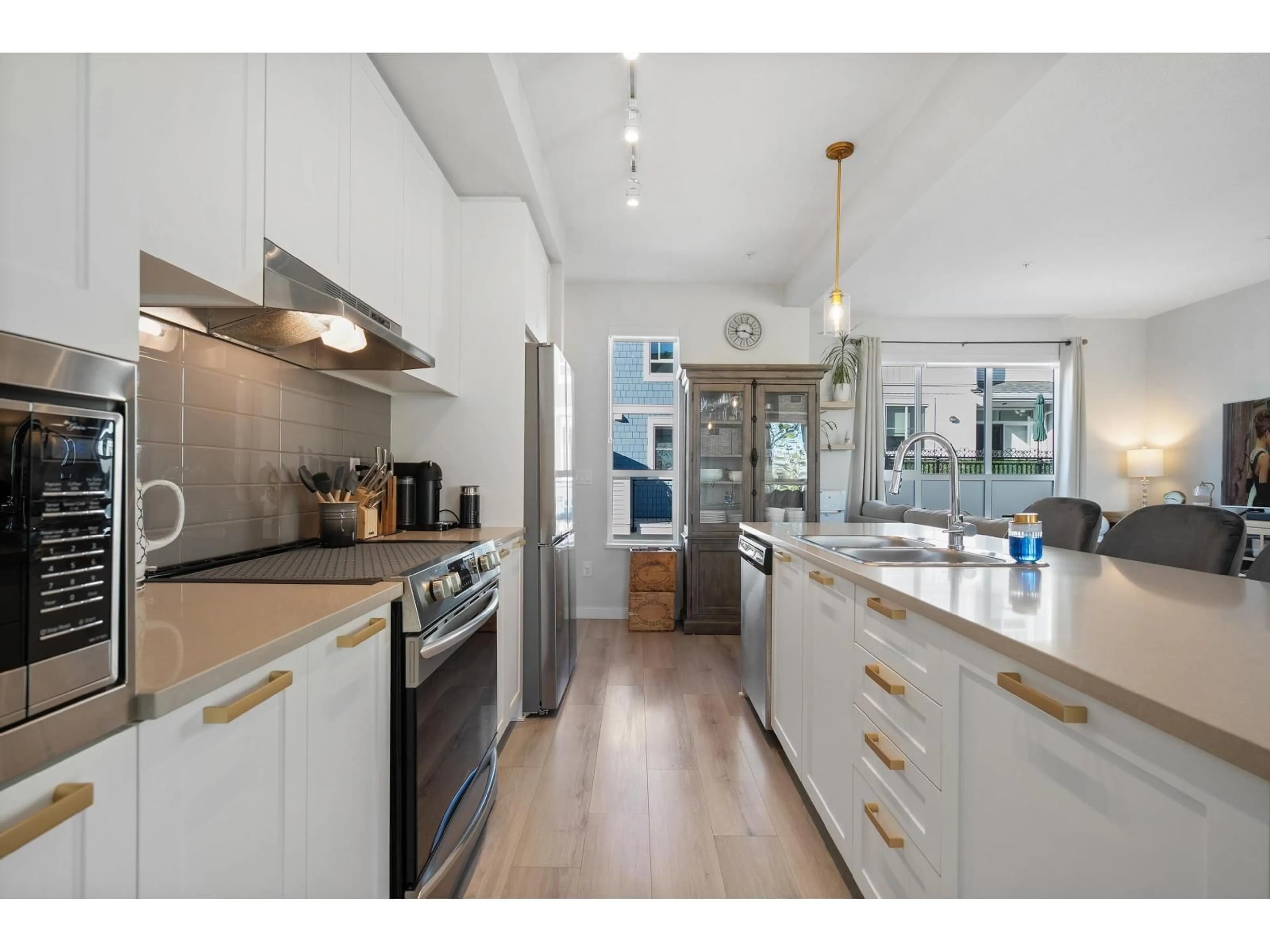 Open concept kitchen, unknown for 43 - 8335 NELSON, Mission British Columbia V4S0E4