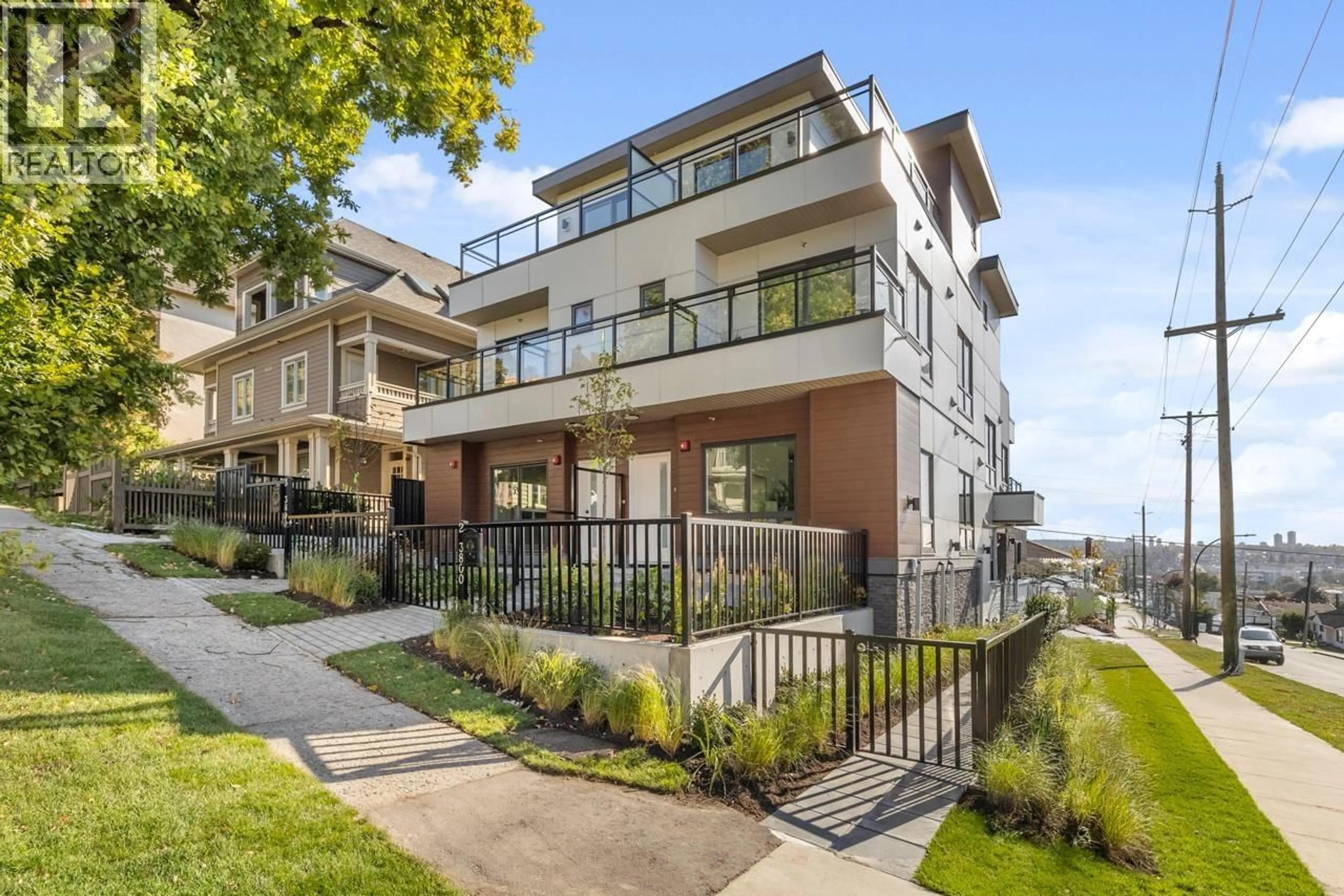 Unknown for 1 - 3800 PENDER STREET, Burnaby British Columbia V5C2L5