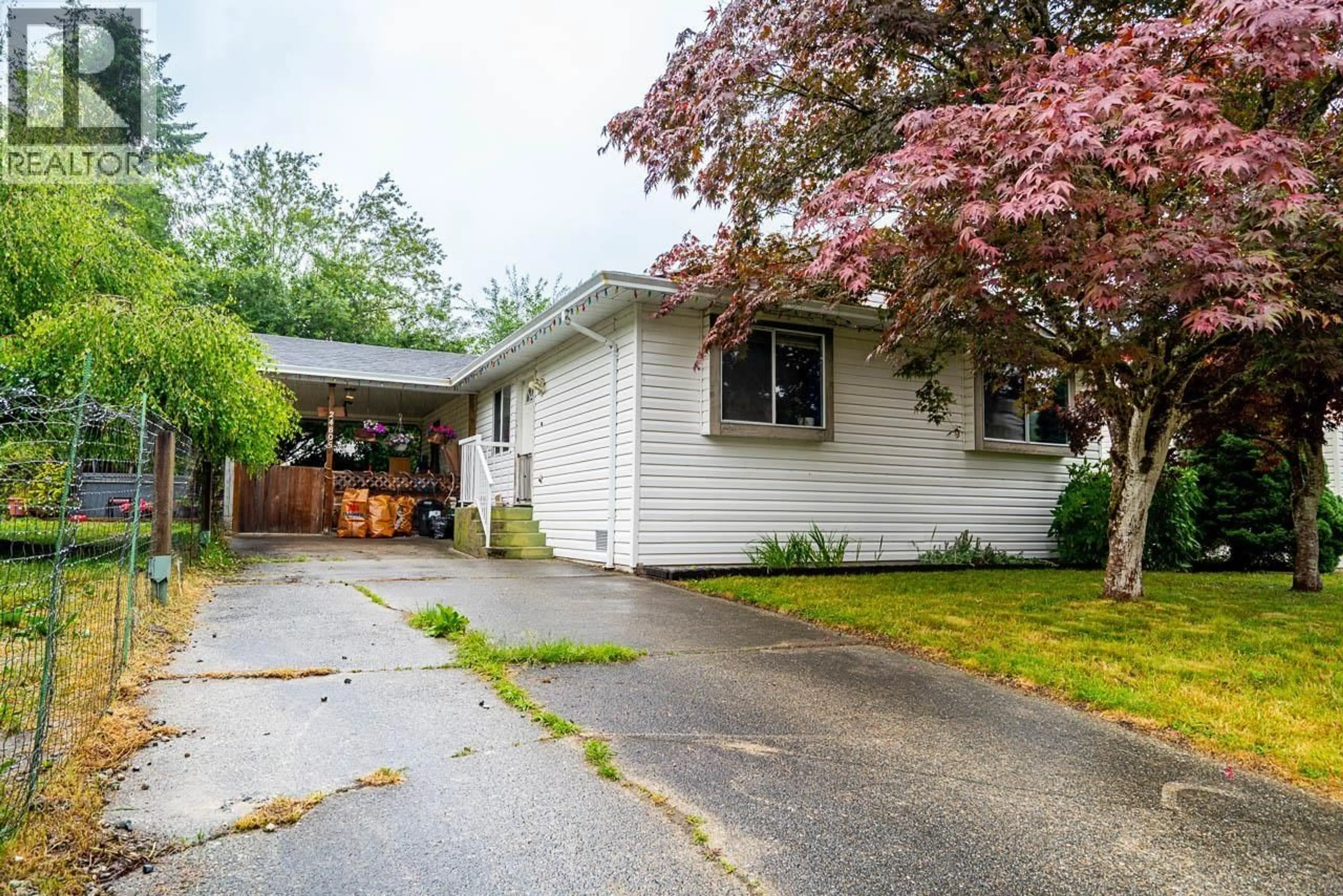 Home with vinyl exterior material, street for 24805 118A AVENUE, Maple Ridge British Columbia V4R1Z3