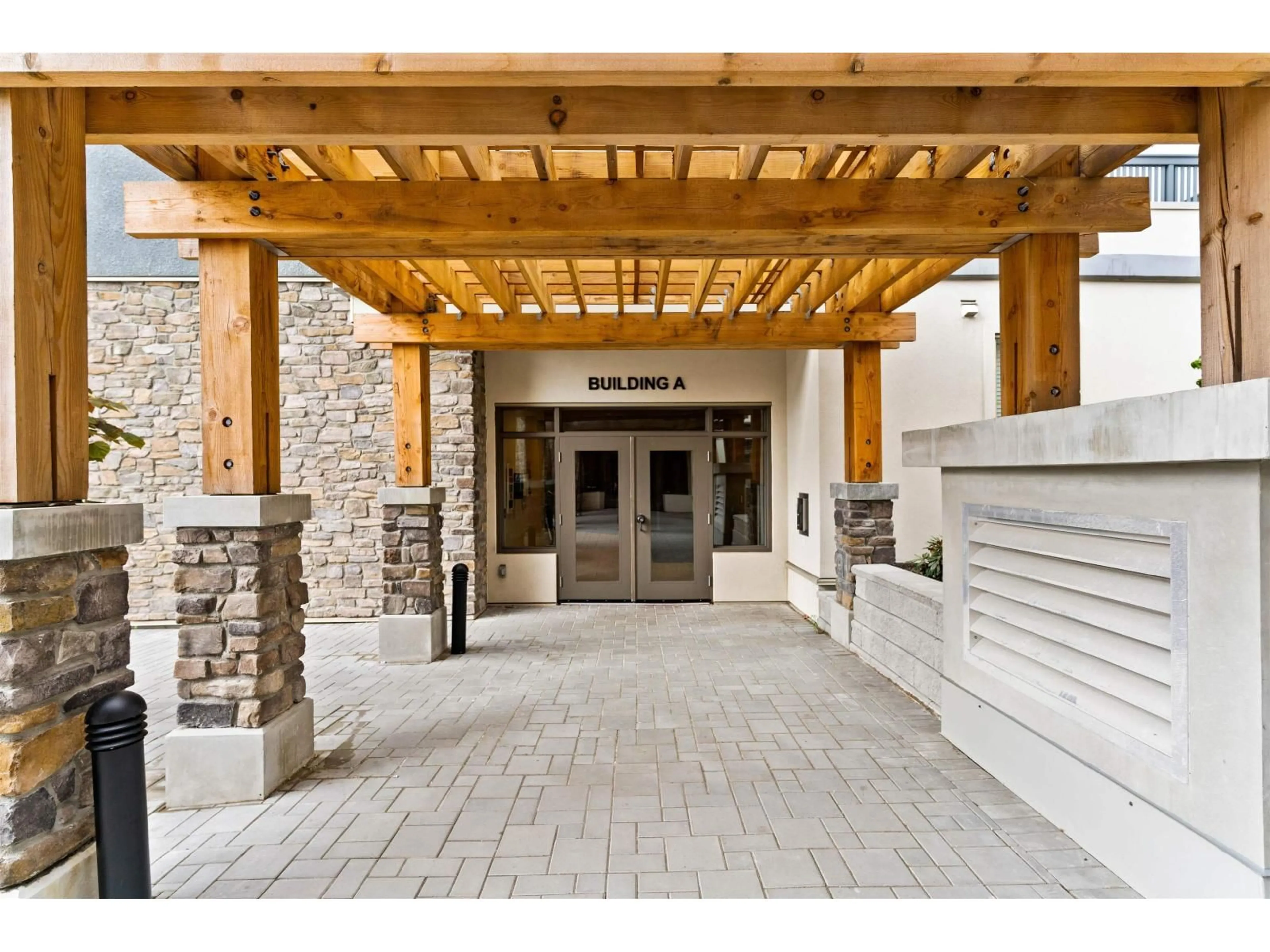 Indoor foyer for A213 - 20487 65, Langley British Columbia V2Y3K5