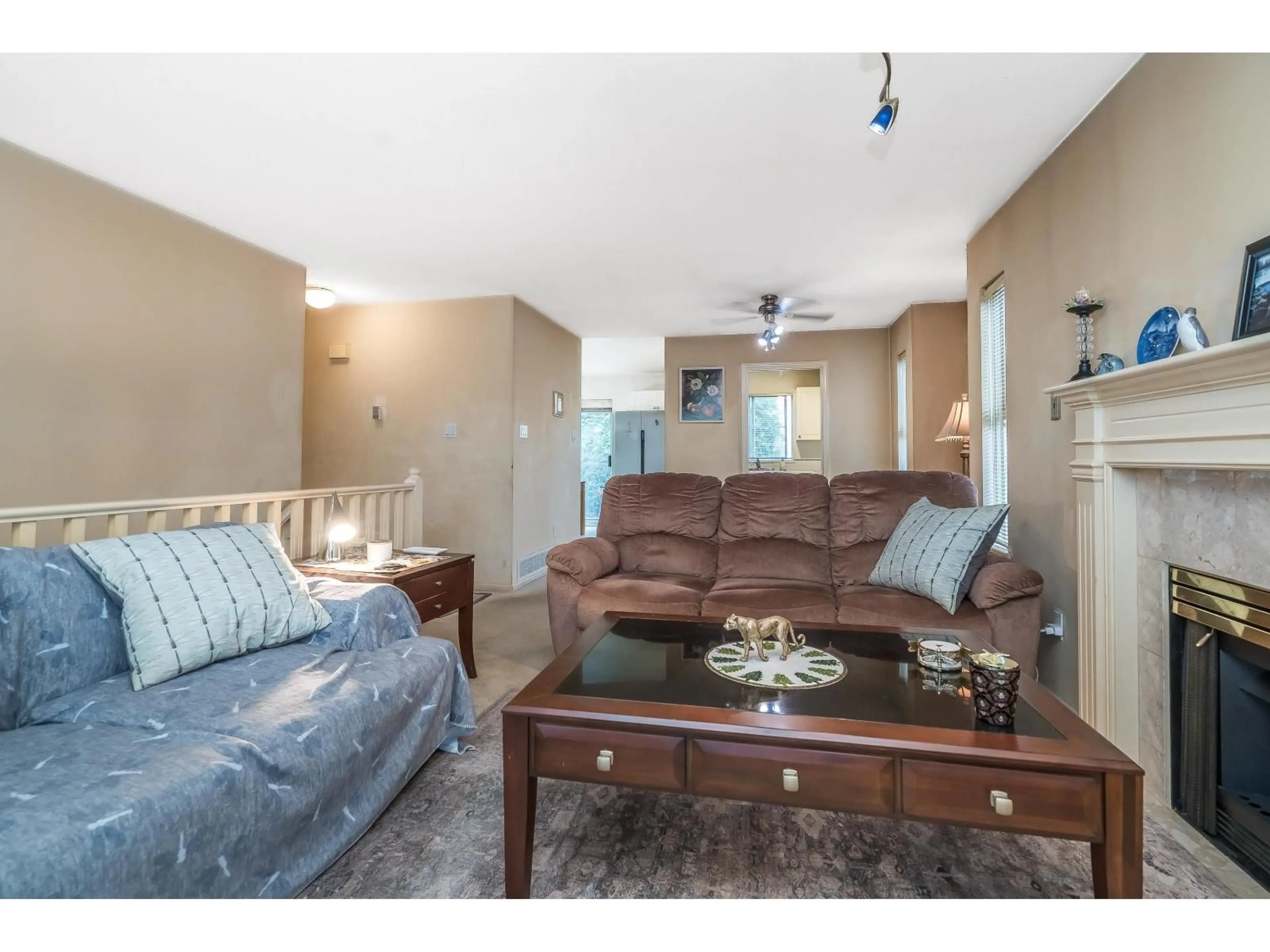 Living room with furniture, unknown for 26 - 8716 WALNUT GROVE, Langley British Columbia V1M2K2
