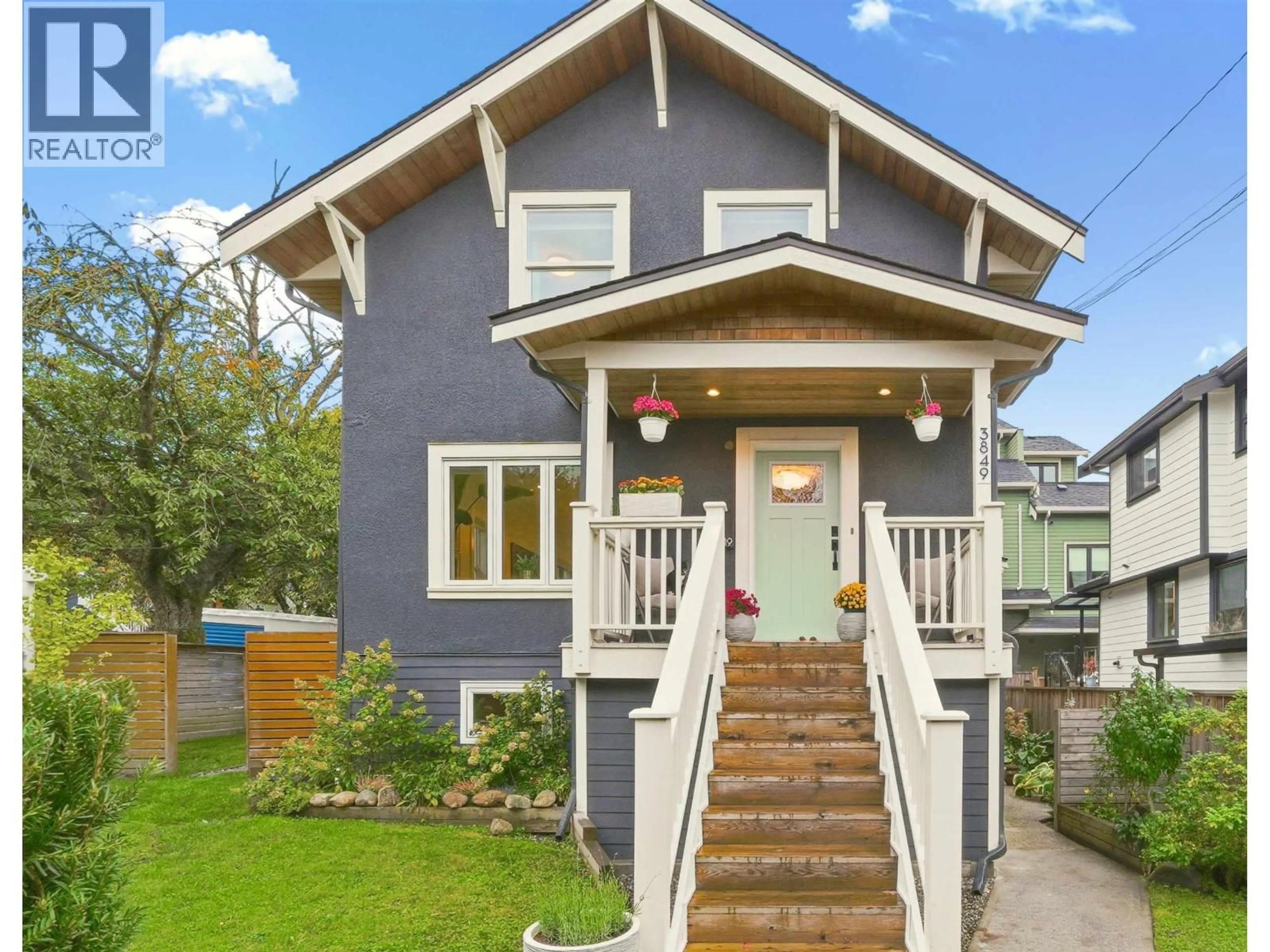 Home with vinyl exterior material, street for 3849 ST. CATHERINES STREET, Vancouver British Columbia V5V4L5