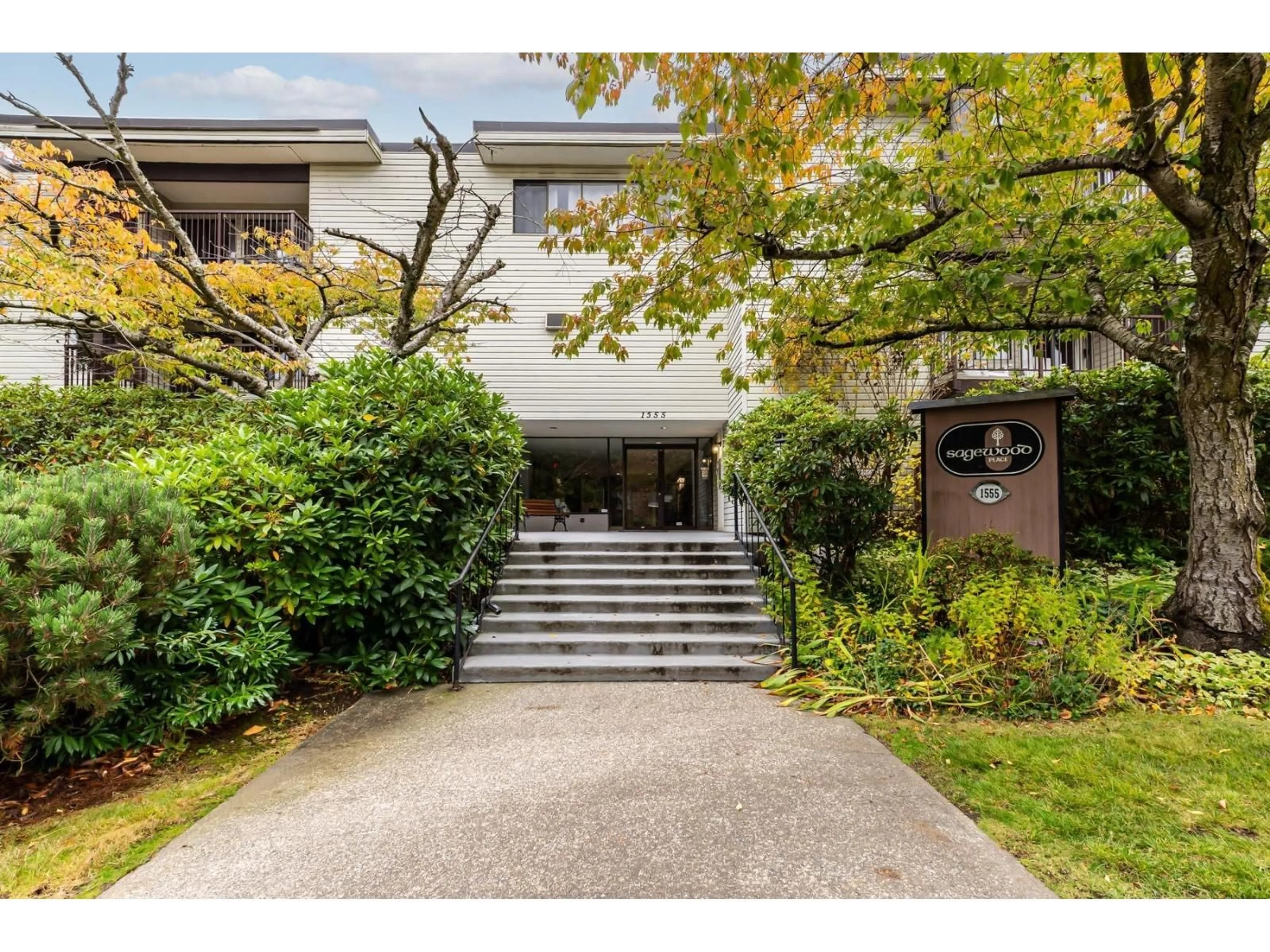 Unknown for 103 - 1555 FIR, White Rock British Columbia V4B4B6