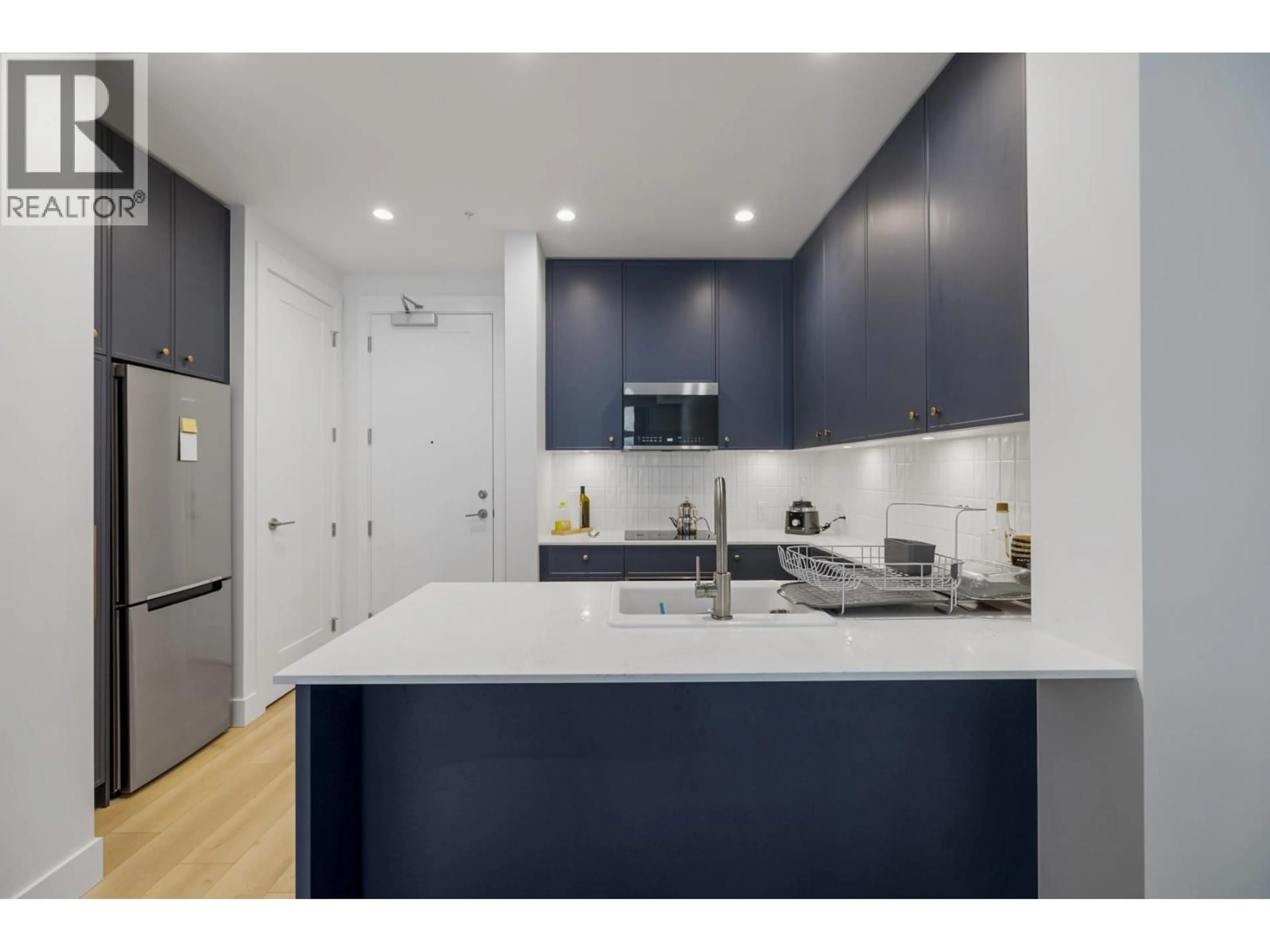 Open concept kitchen, unknown for 110 - 708 EDGAR AVENUE, Coquitlam British Columbia V3K2J4