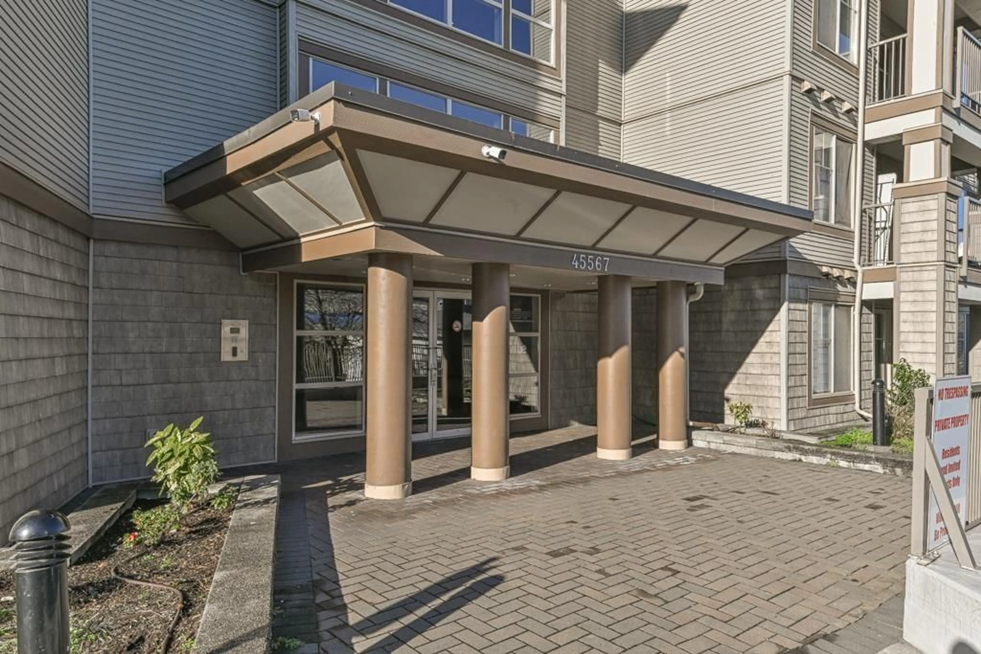 Unknown for 215 - 45567 YALE ROAD, Chilliwack British Columbia V2P0B2