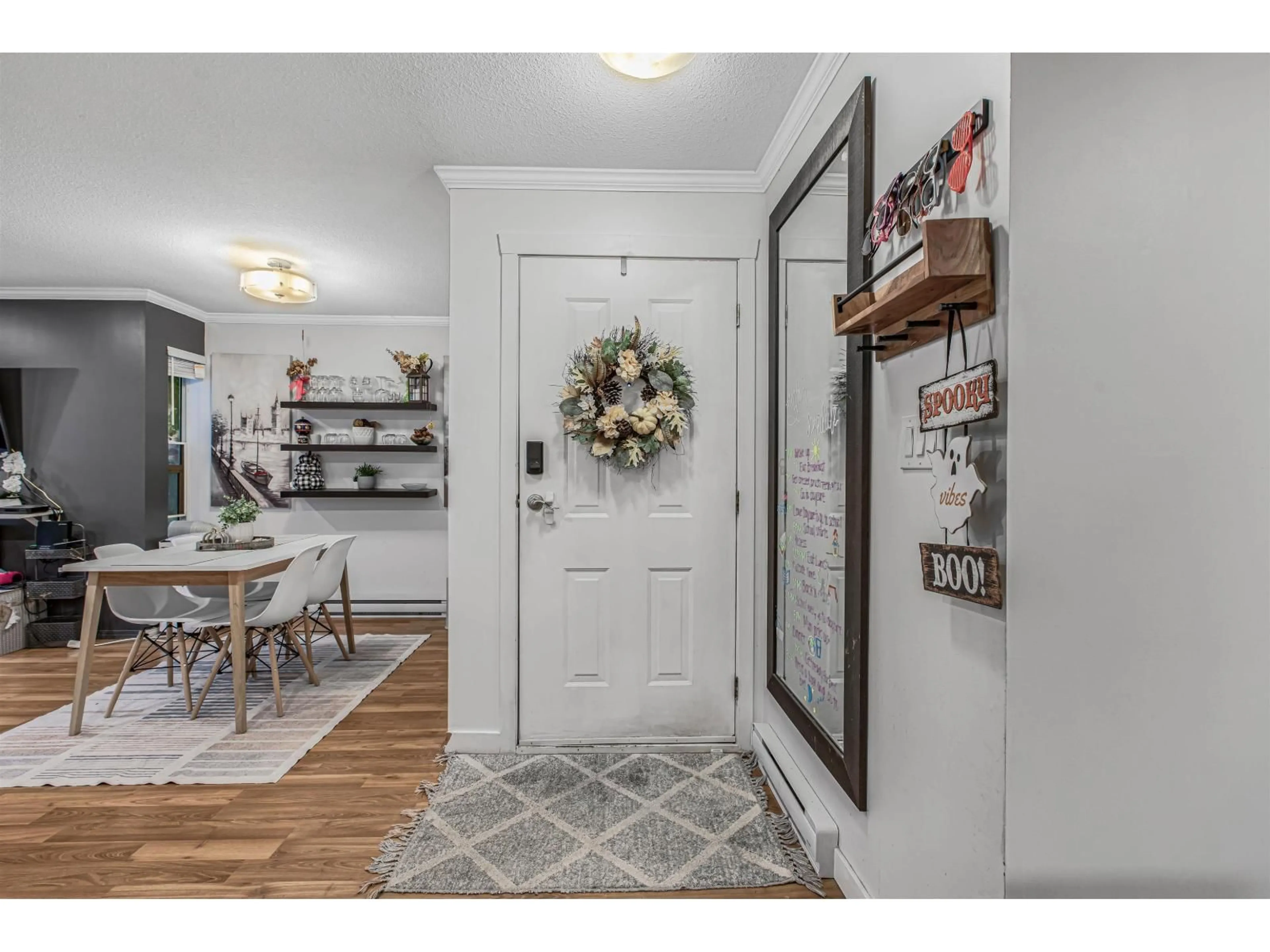 Indoor entryway for 1003 - 1750 MCKENZIE, Abbotsford British Columbia V2S3Z3