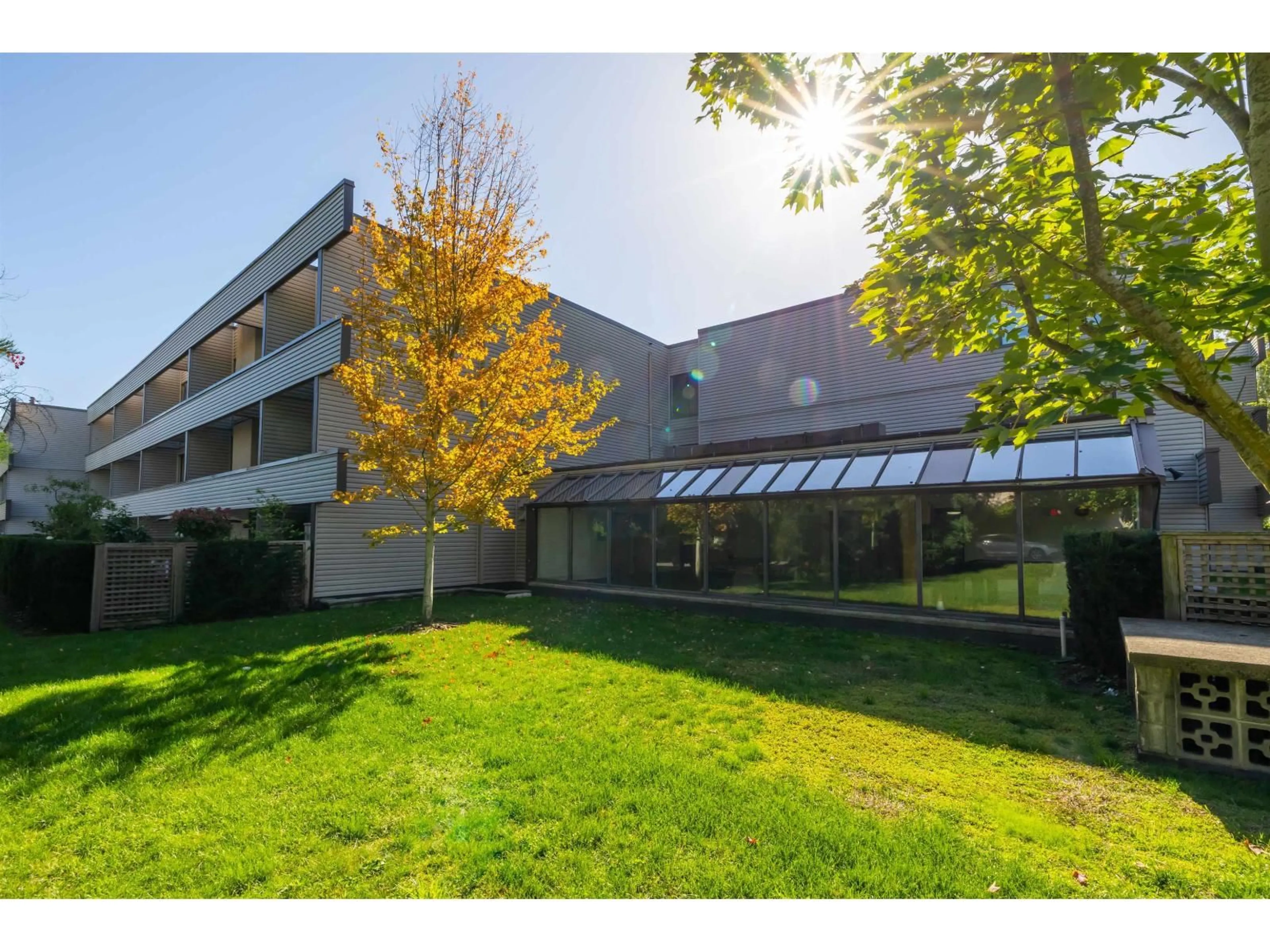 Patio, building for 217 - 15275 19, Surrey British Columbia V4A1X6