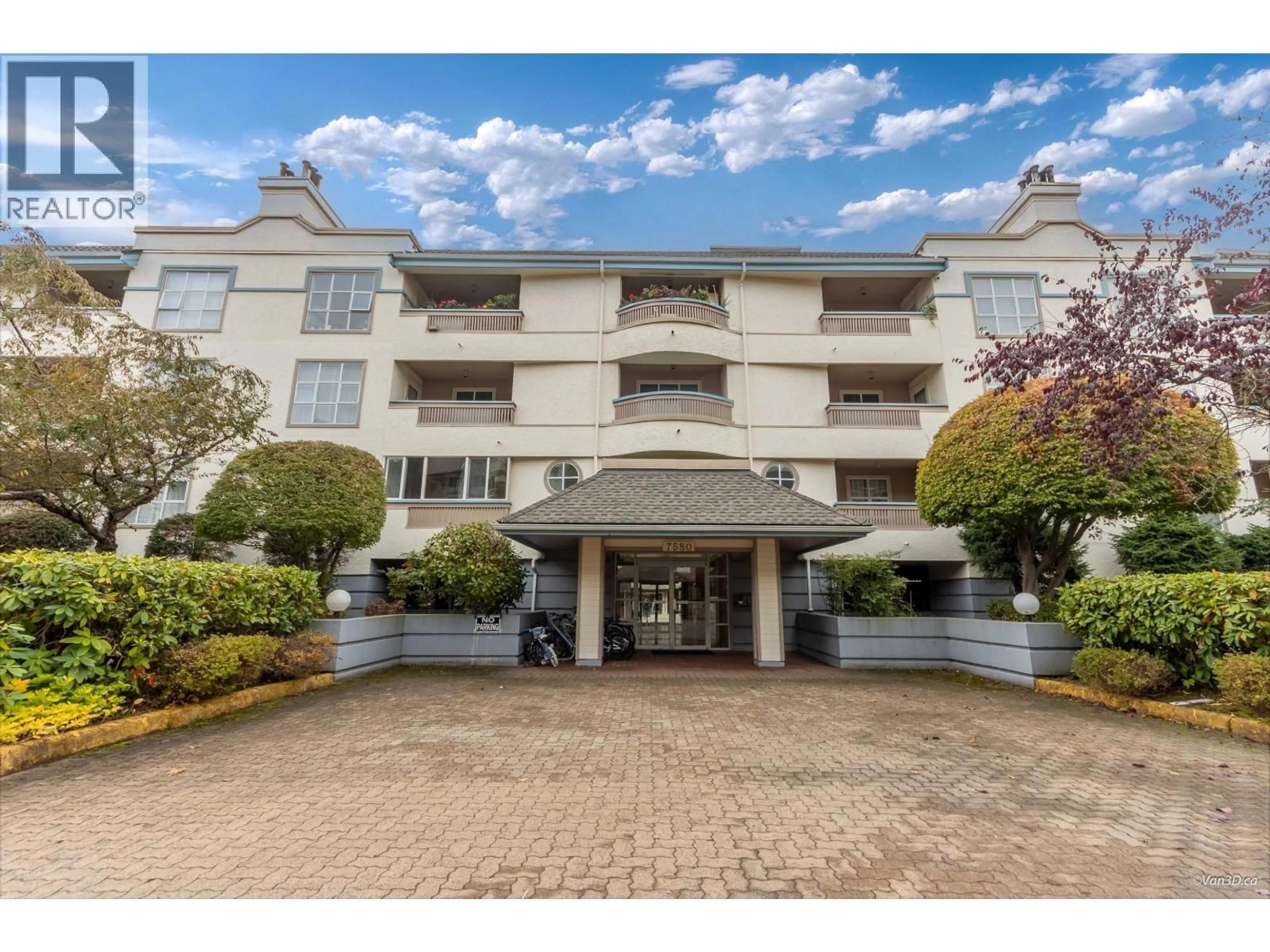 Indoor foyer for 310 - 7580 MINORU BOULEVARD, Richmond British Columbia V6Y1Z5