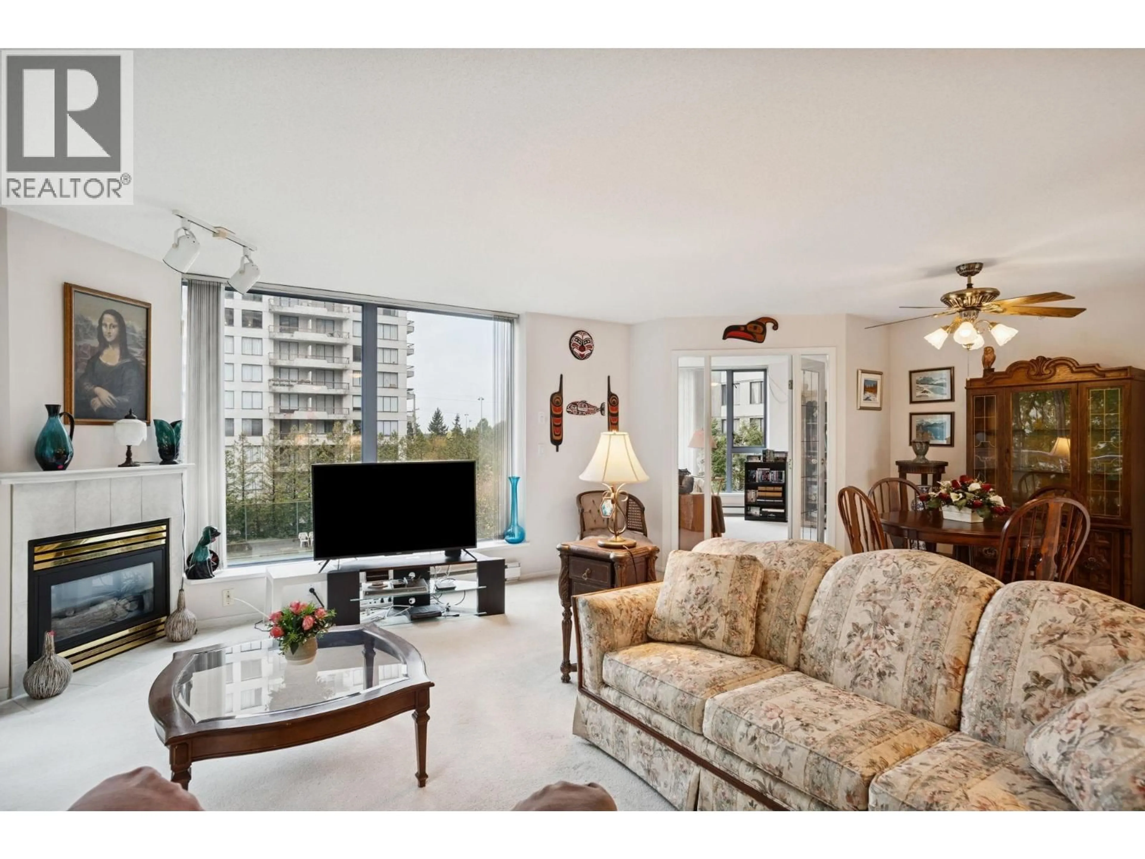 Living room with furniture, unknown for 305 - 739 PRINCESS STREET, New Westminster British Columbia V3M6V6