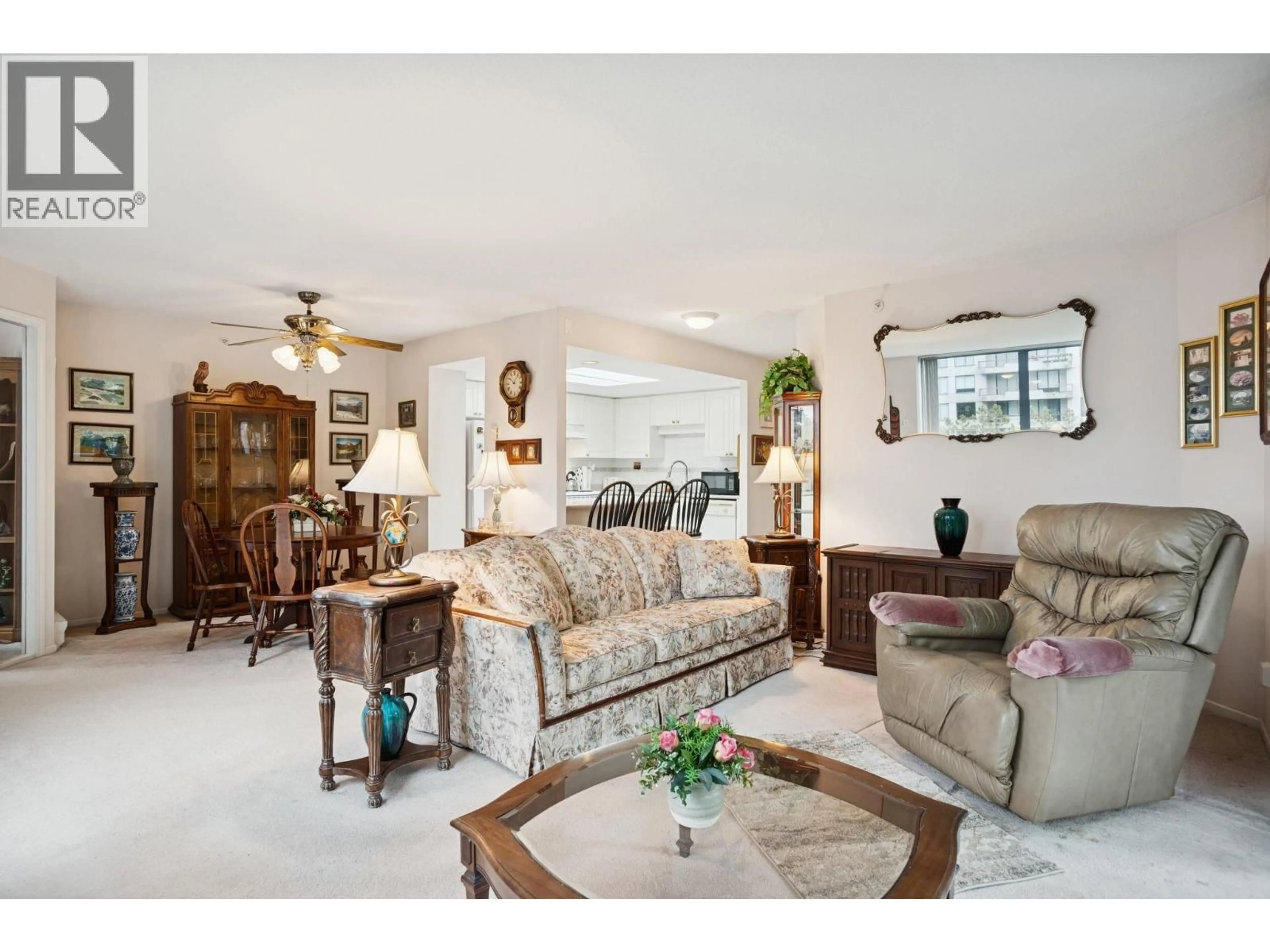 Living room with furniture, ceramic/tile floor for 305 - 739 PRINCESS STREET, New Westminster British Columbia V3M6V6