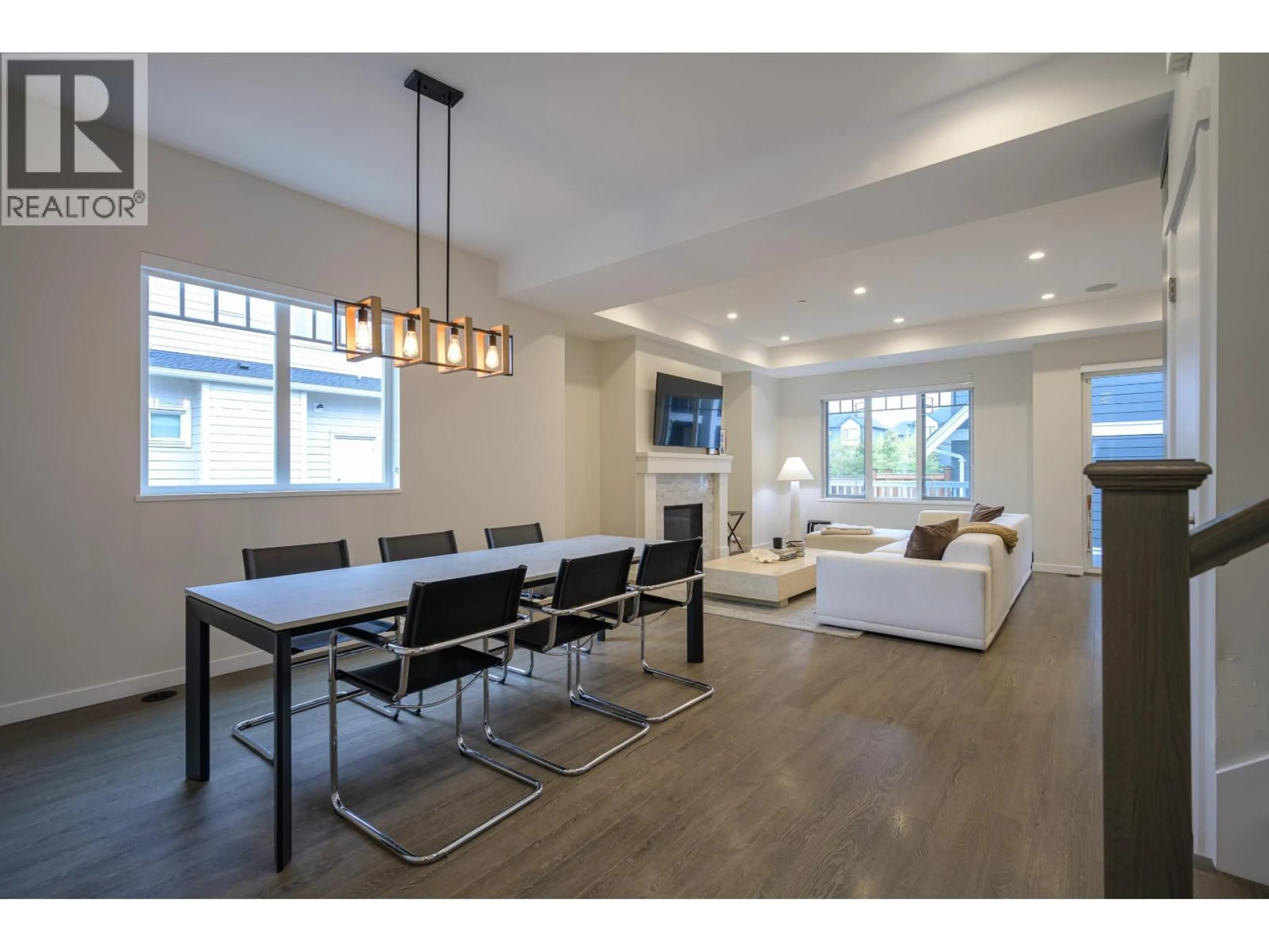 Unknown for 4754 HAZELNUT WAY, Tsawwassen British Columbia V4M0C5