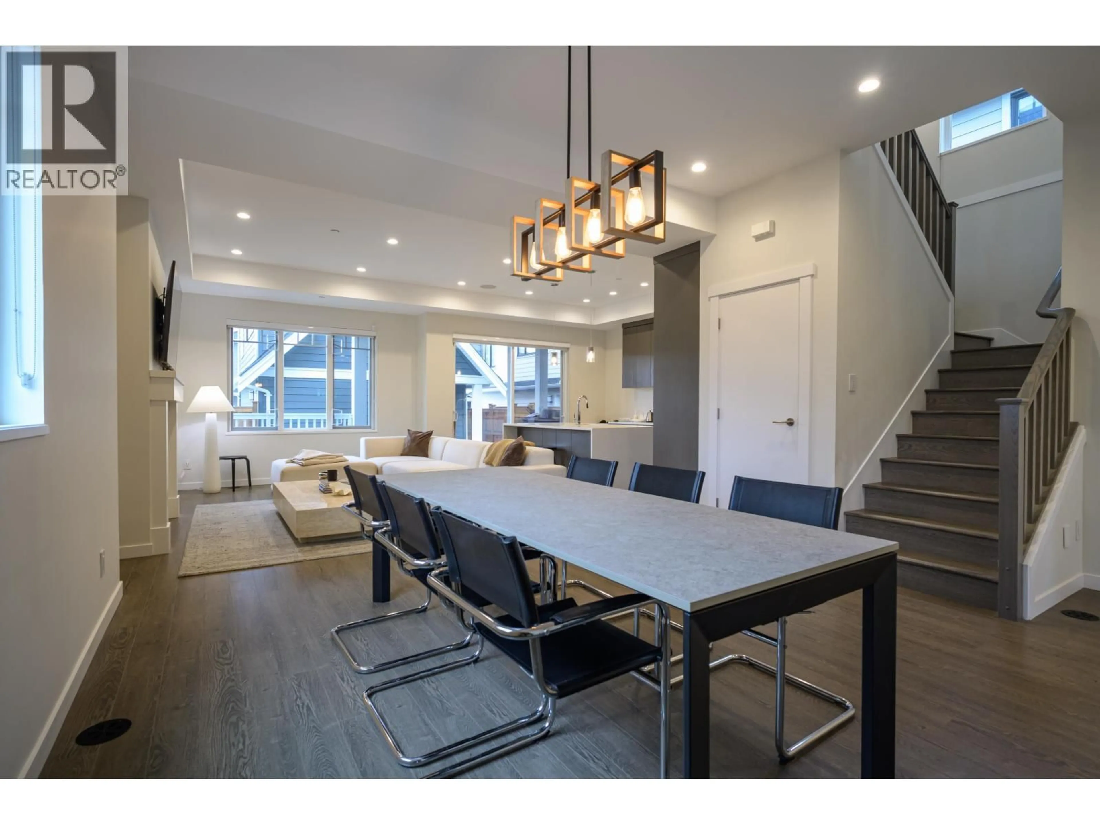 Open concept kitchen, unknown for 4754 HAZELNUT WAY, Tsawwassen British Columbia V4M0C5