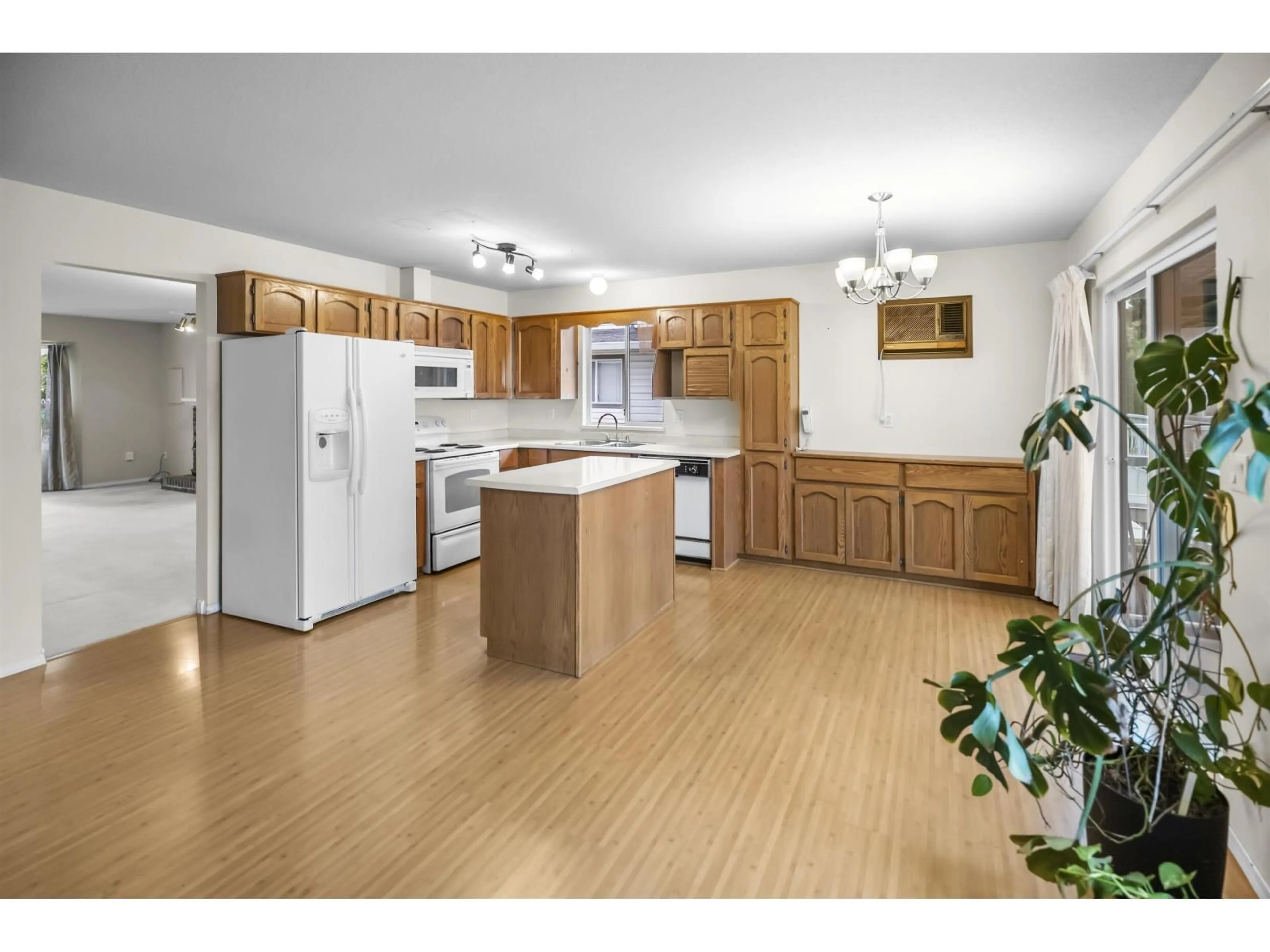 Unknown for 32711 HAIDA, Abbotsford British Columbia V2T4Z6