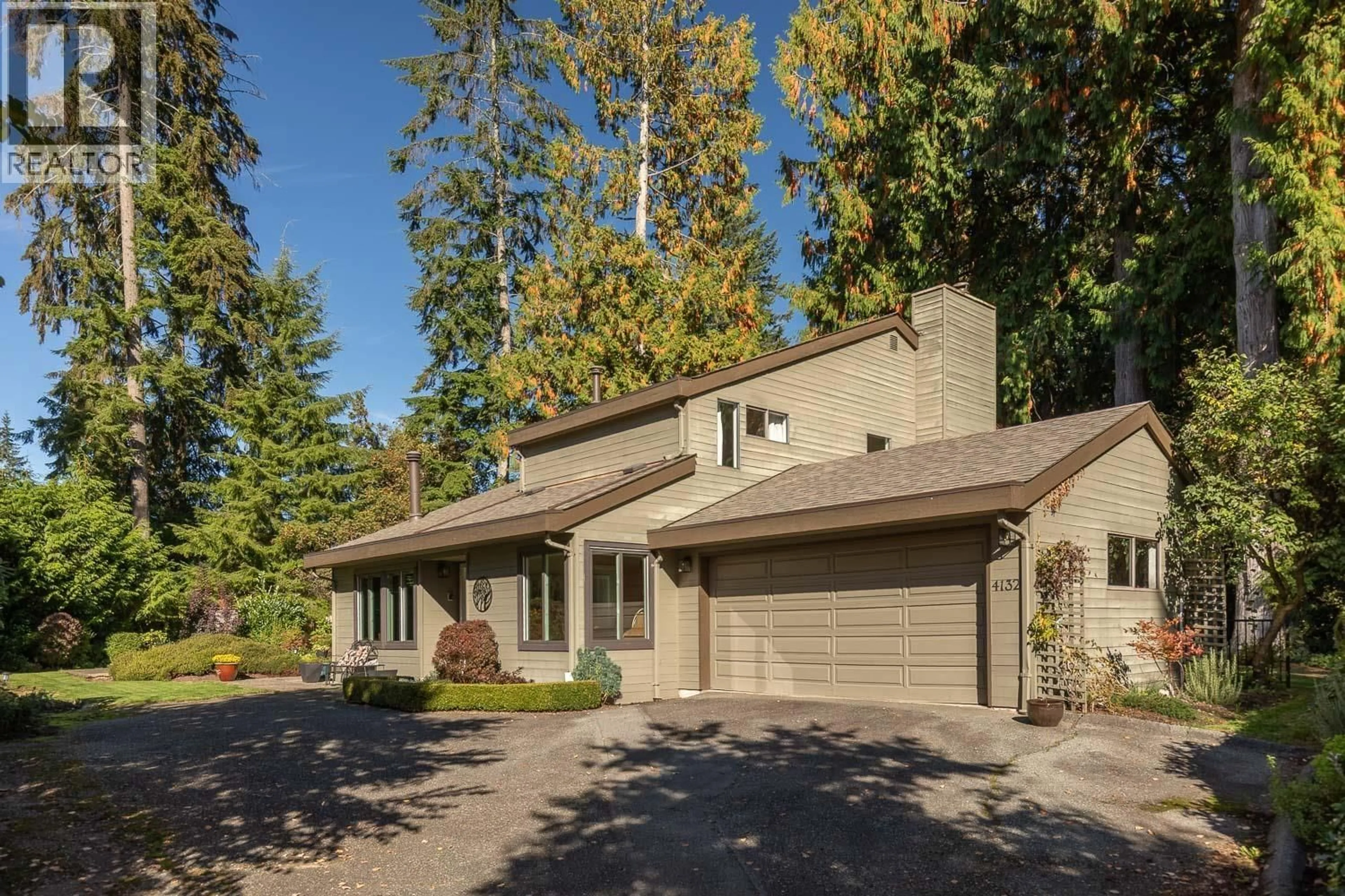 Unknown for 4132 VIRGINIA CRESCENT, North Vancouver British Columbia V7R3Z6