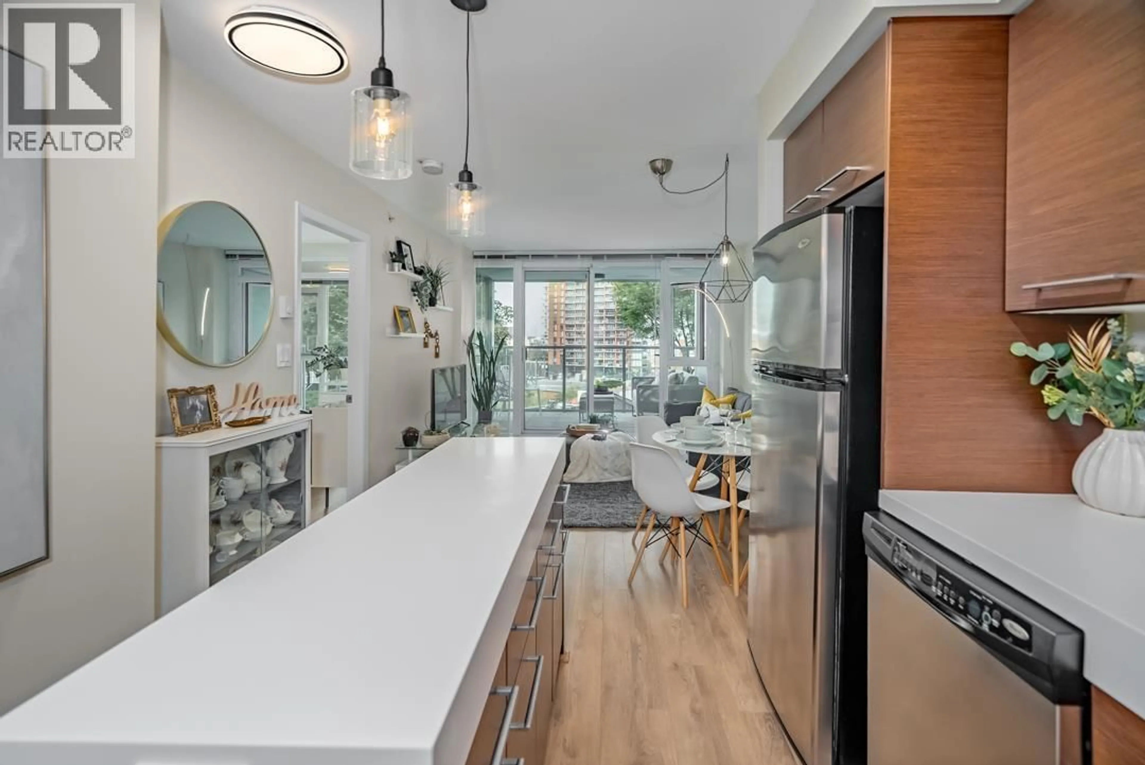 Open concept kitchen, unknown for 403 - 2770 SOPHIA STREET, Vancouver British Columbia V5T0A4