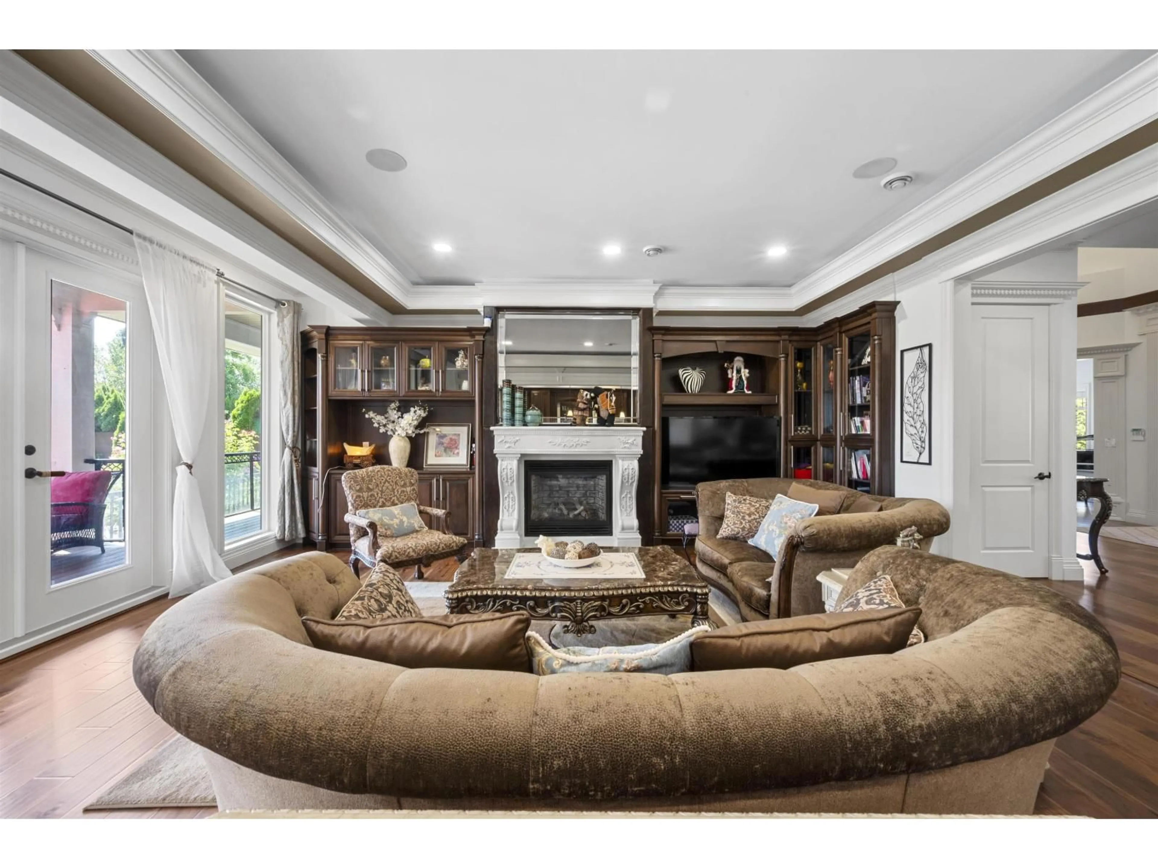 Living room with furniture, unknown for 16418 36A, Surrey British Columbia V3Z0M1