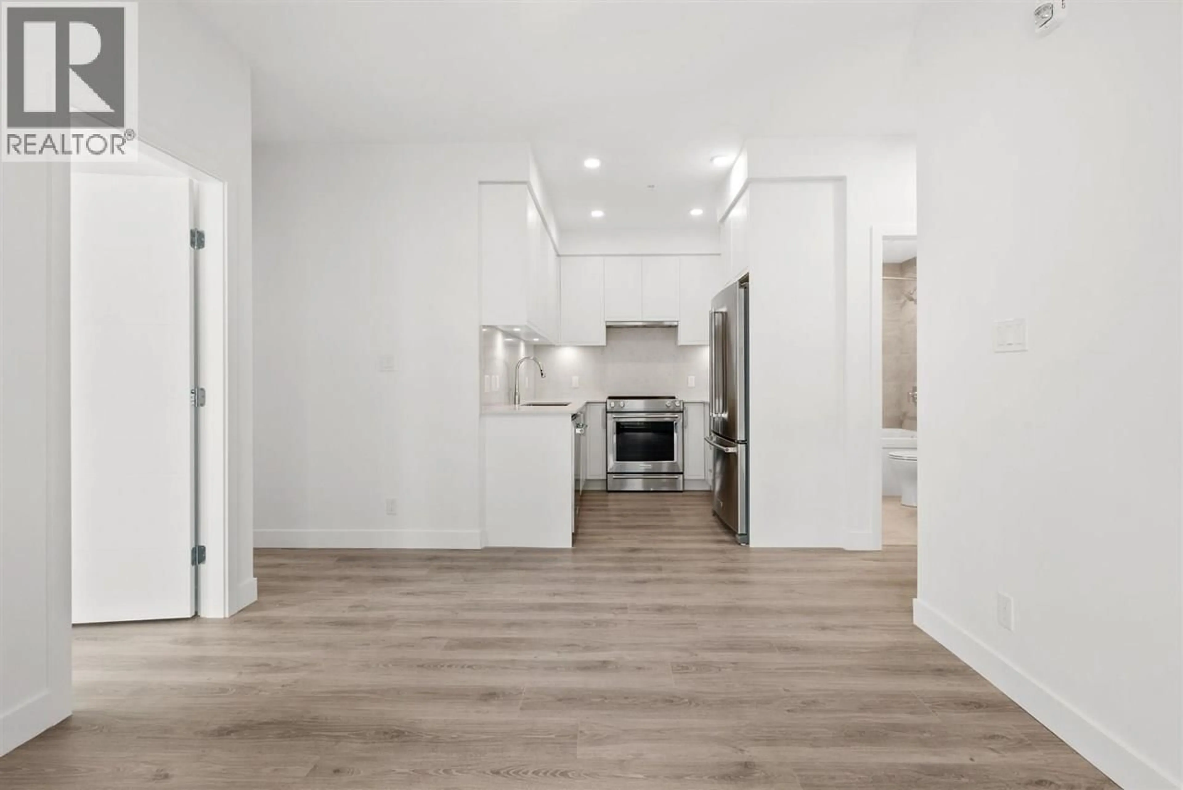 Unknown for 314 - 700 CLARKE ROAD, Coquitlam British Columbia V3J0K5