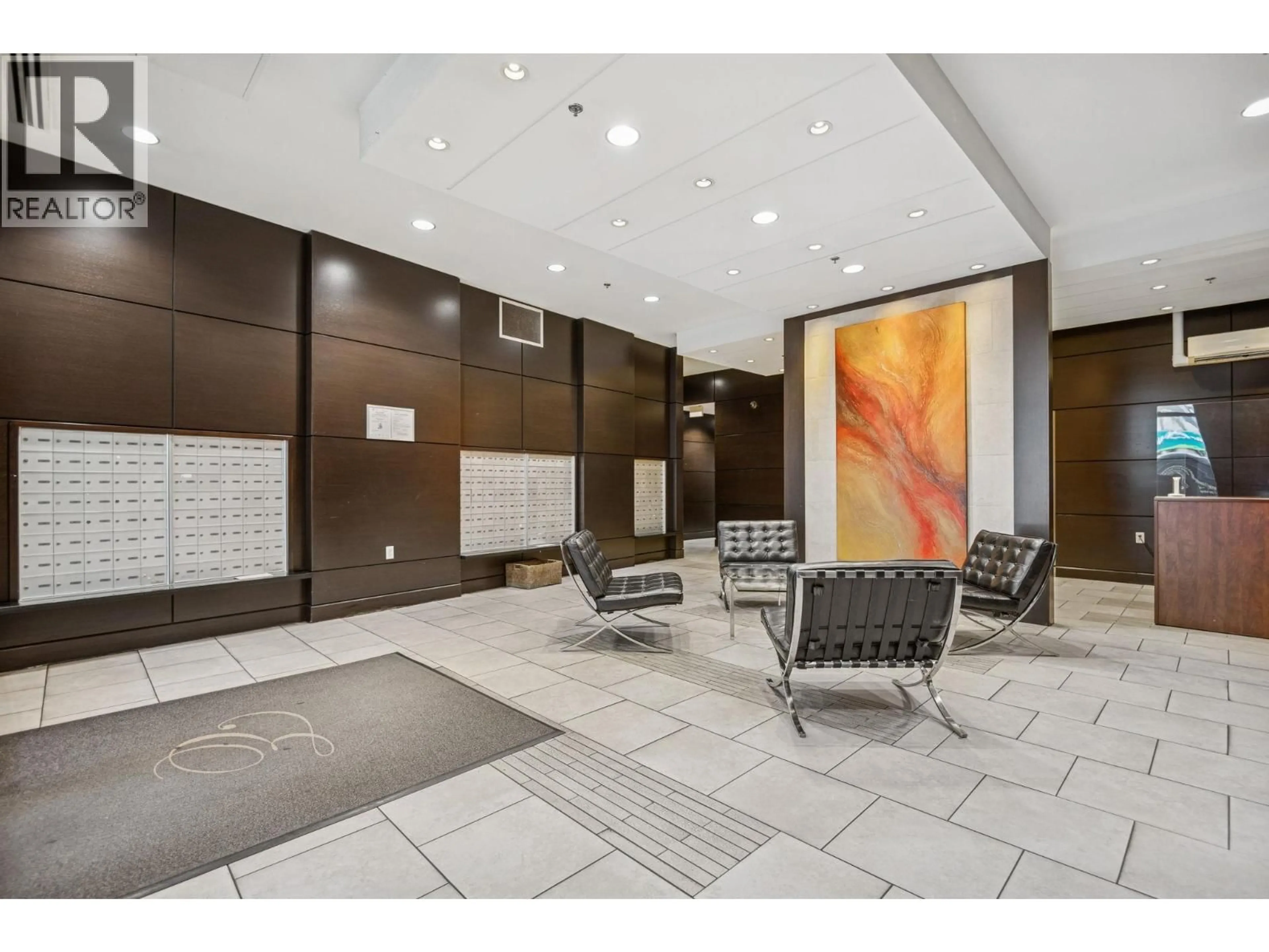 Lobby for 239 - 188 KEEFER PLACE, Vancouver British Columbia V6B0J1