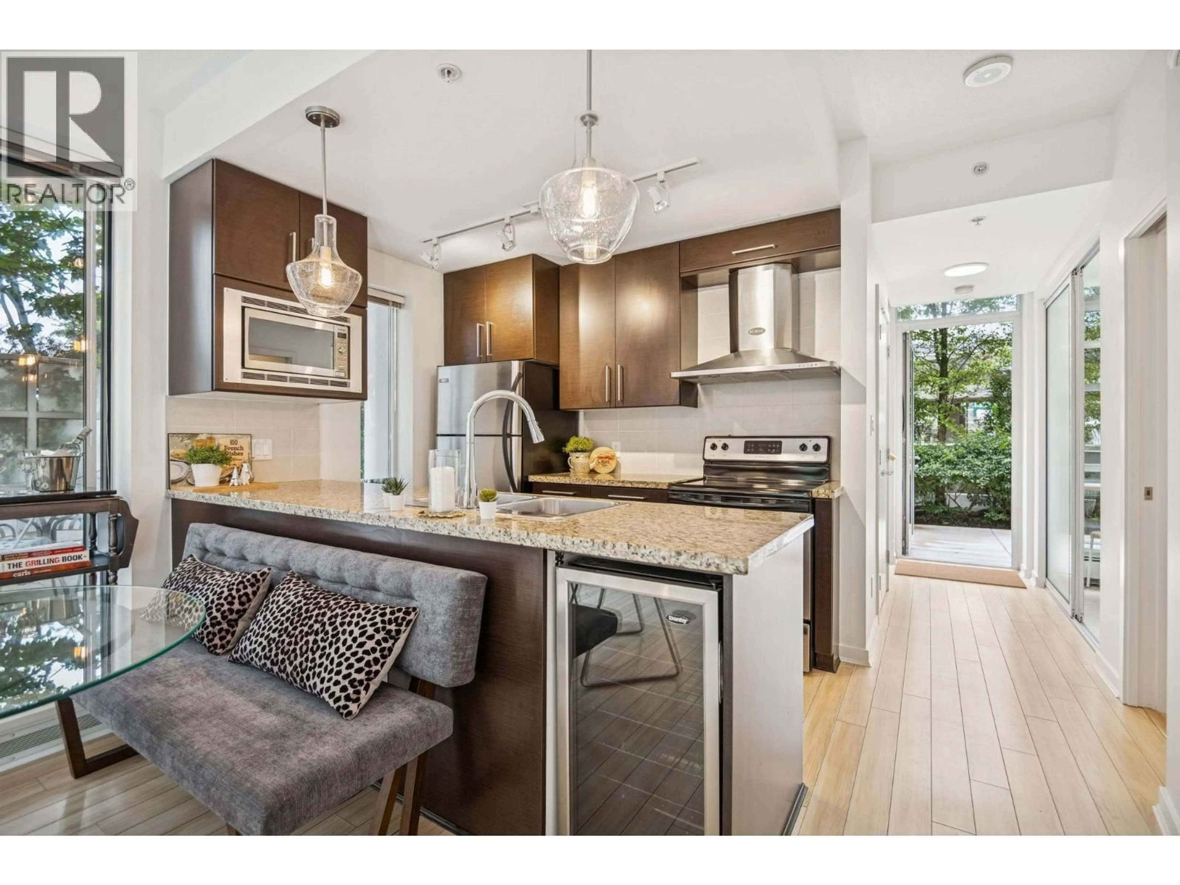 Open concept kitchen, unknown for 239 - 188 KEEFER PLACE, Vancouver British Columbia V6B0J1
