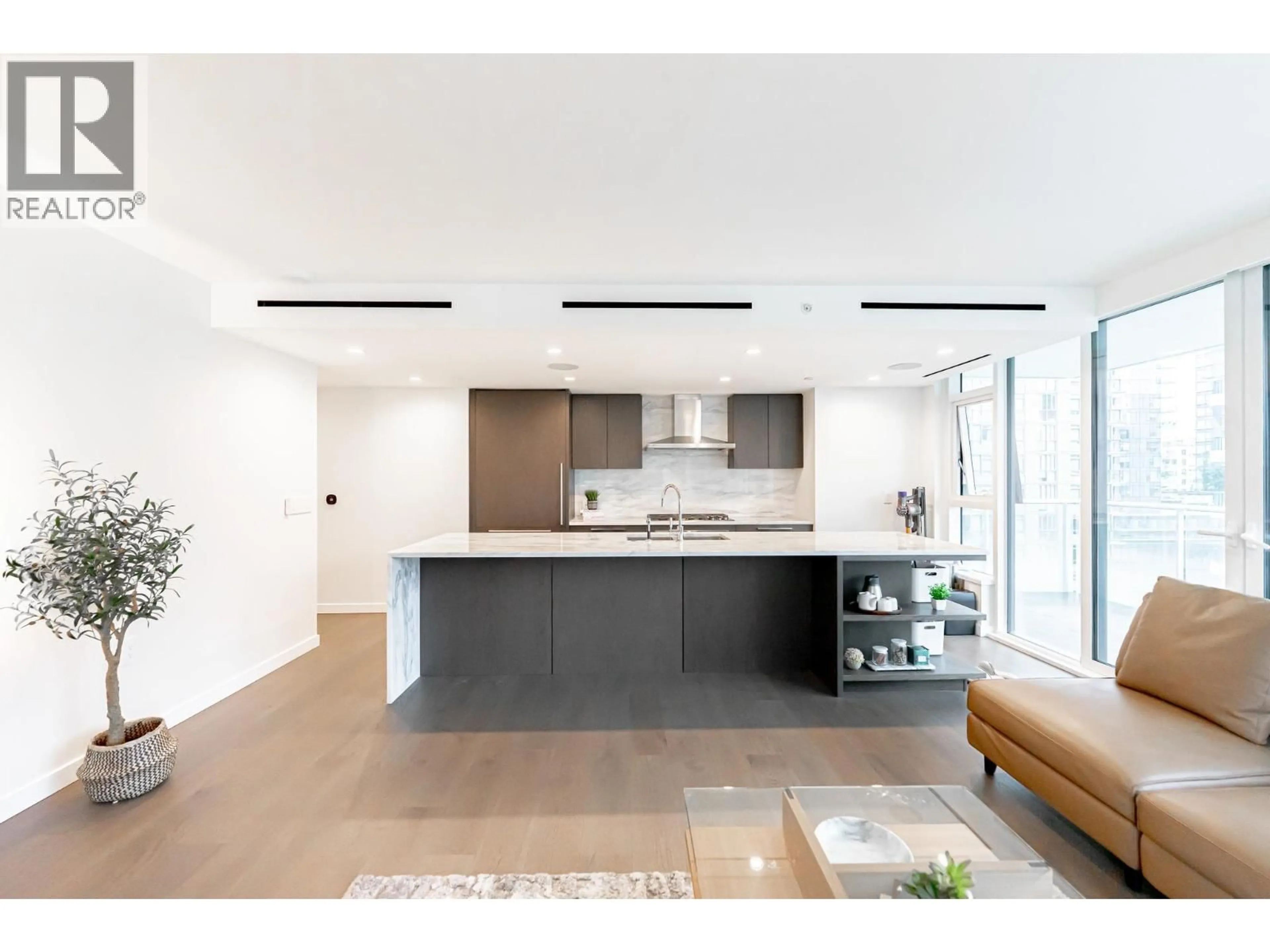 Open concept kitchen, unknown for 1502 - 1335 HOWE STREET, Vancouver British Columbia V6Z0H1