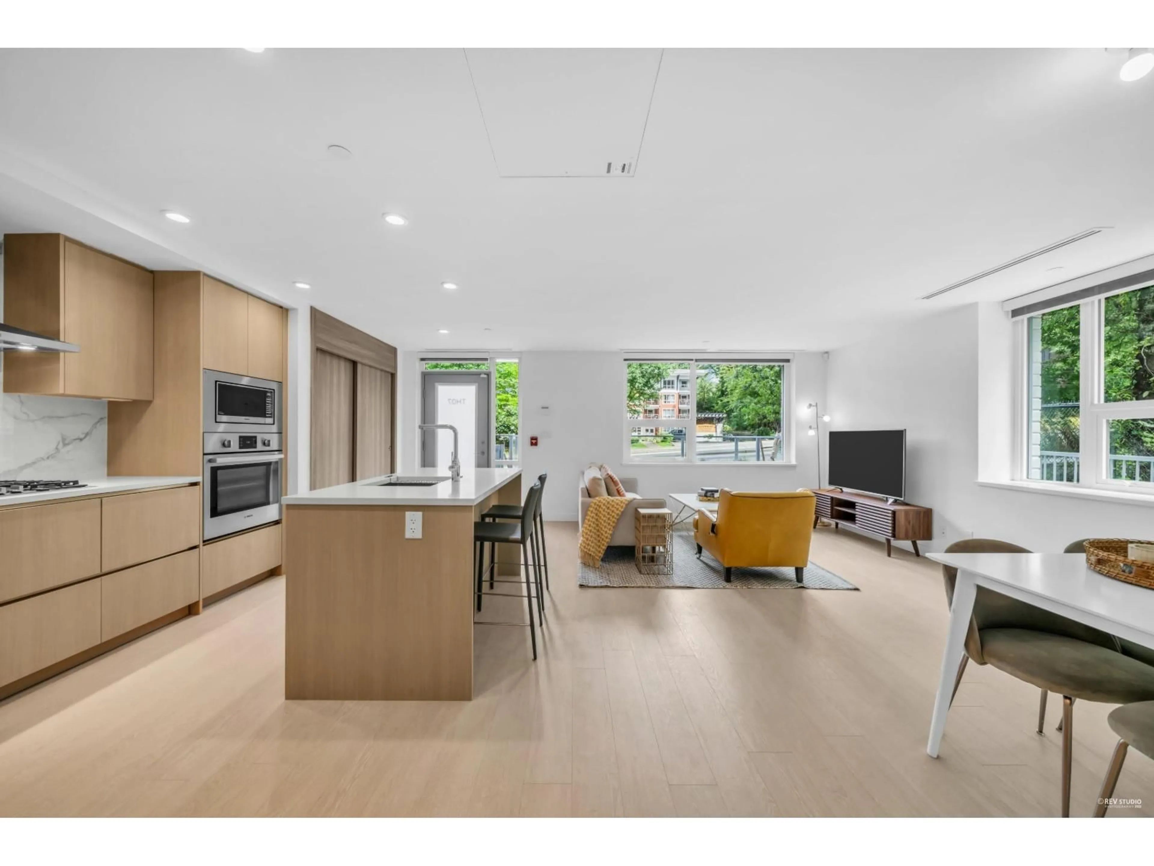Open concept kitchen, unknown for 7 - 13778 100, Surrey British Columbia V3T0V3