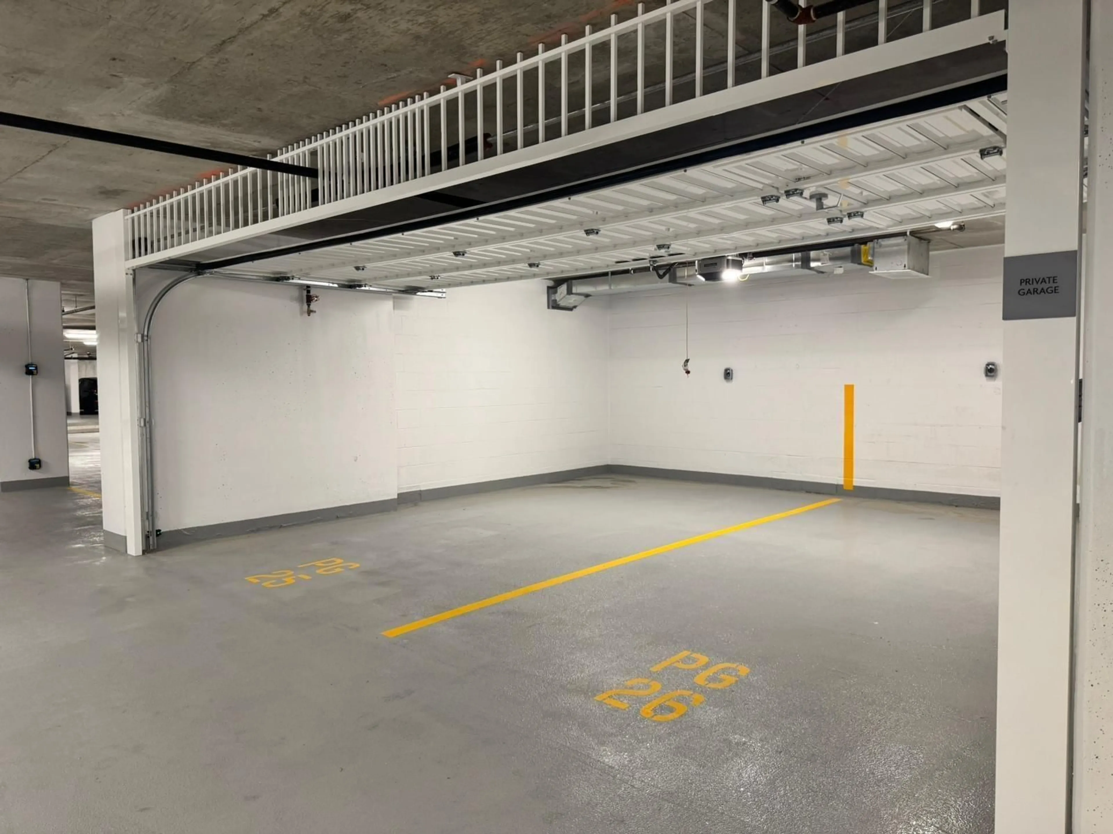 Indoor garage for 7 - 13778 100, Surrey British Columbia V3T0V3