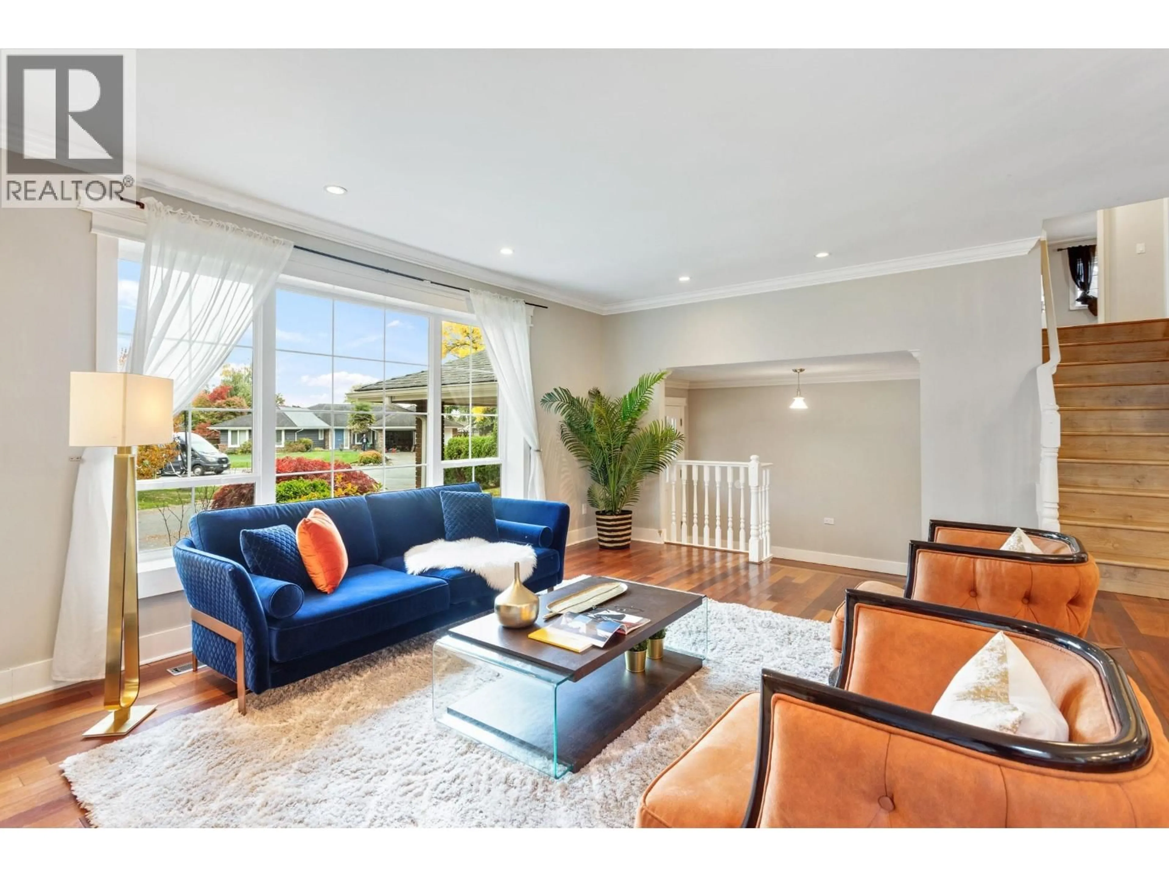 Living room with furniture, unknown for 733 KINGFISHER PLACE, Delta British Columbia V4L2J3