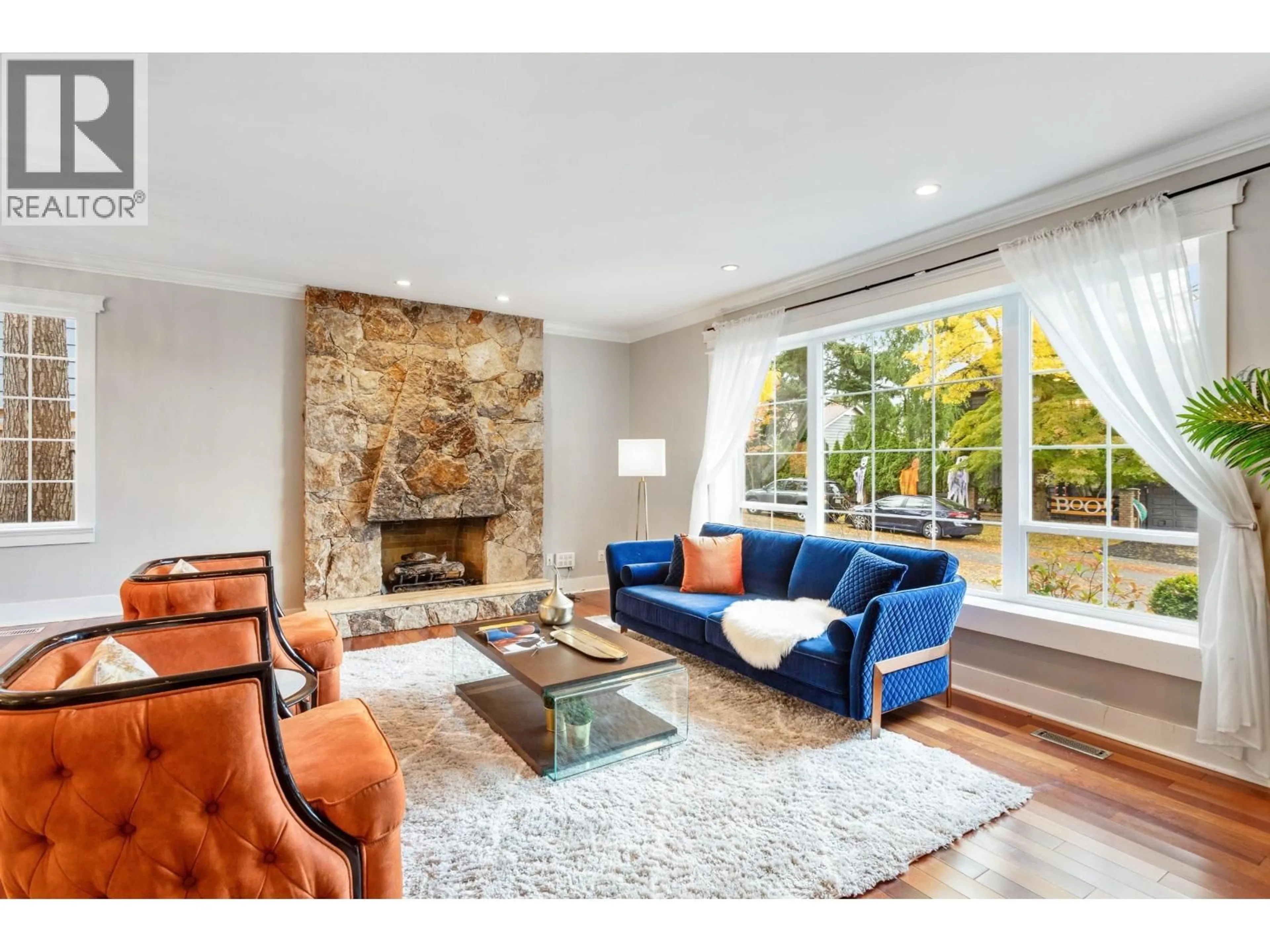 Living room with furniture, unknown for 733 KINGFISHER PLACE, Delta British Columbia V4L2J3