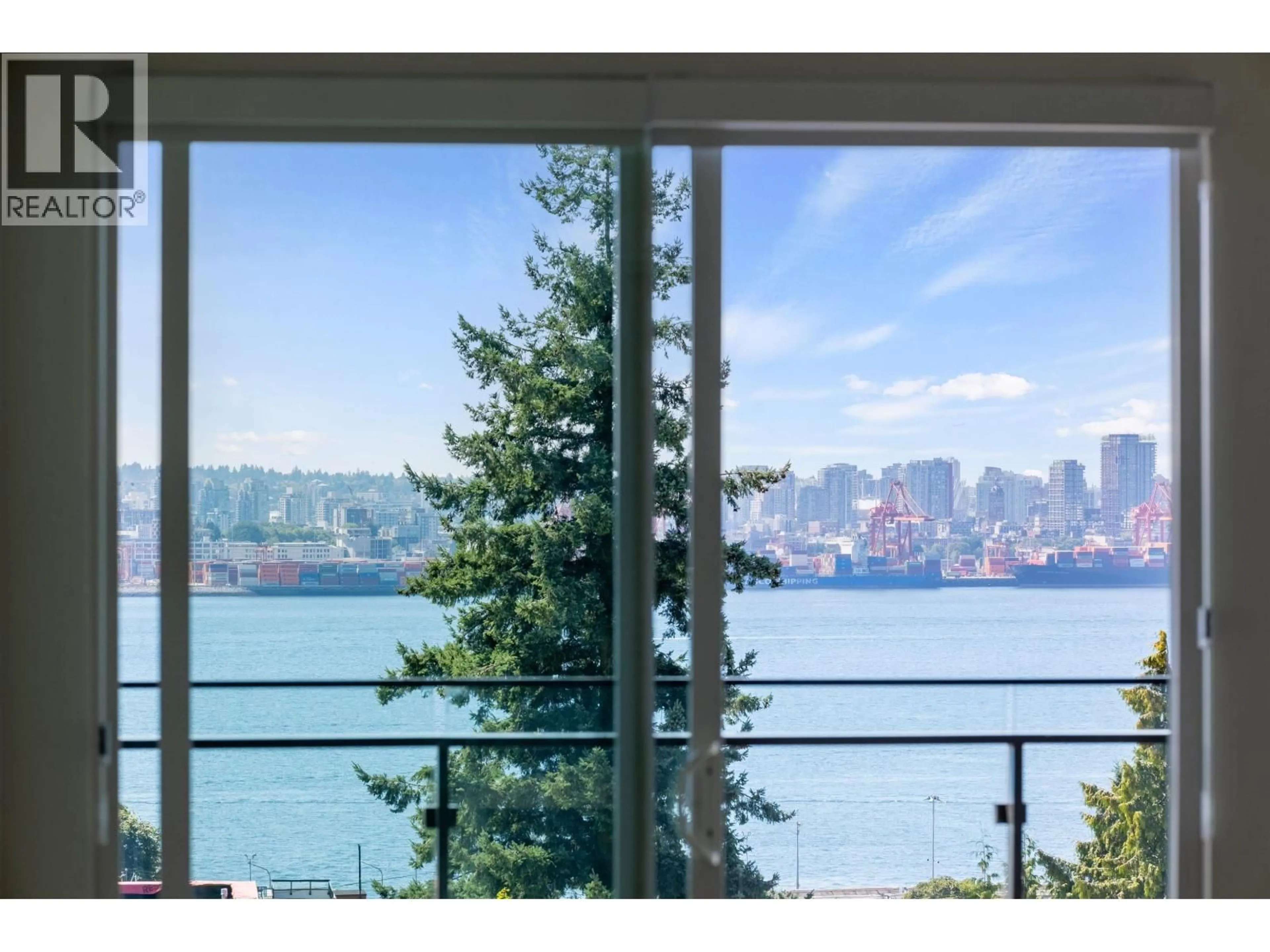 Unknown for 411 - 422 3RD STREET, North Vancouver British Columbia V7L0K1