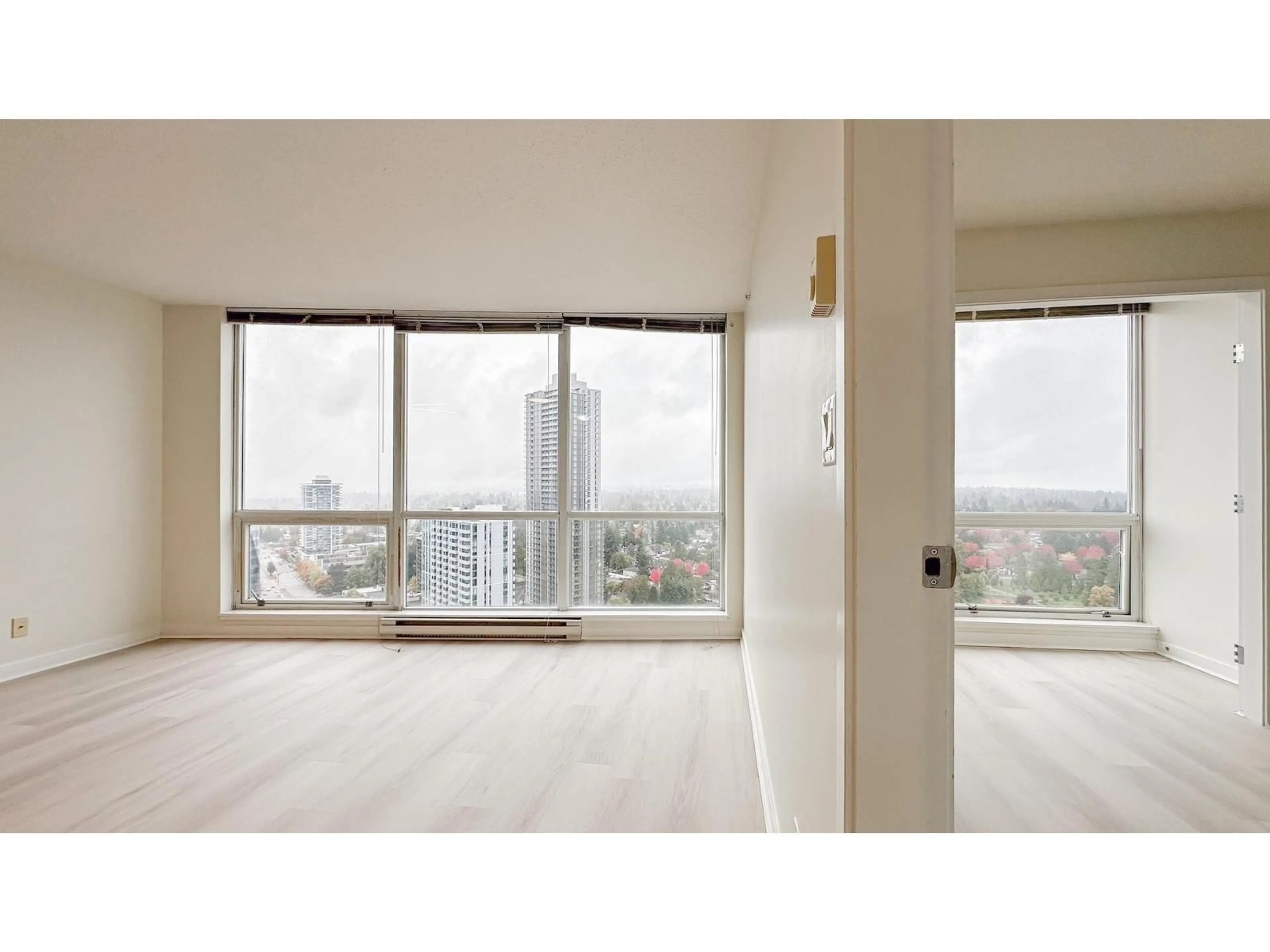 A pic of a room for 2910 - 13618 100 AVENUE, Surrey British Columbia V3T0A8