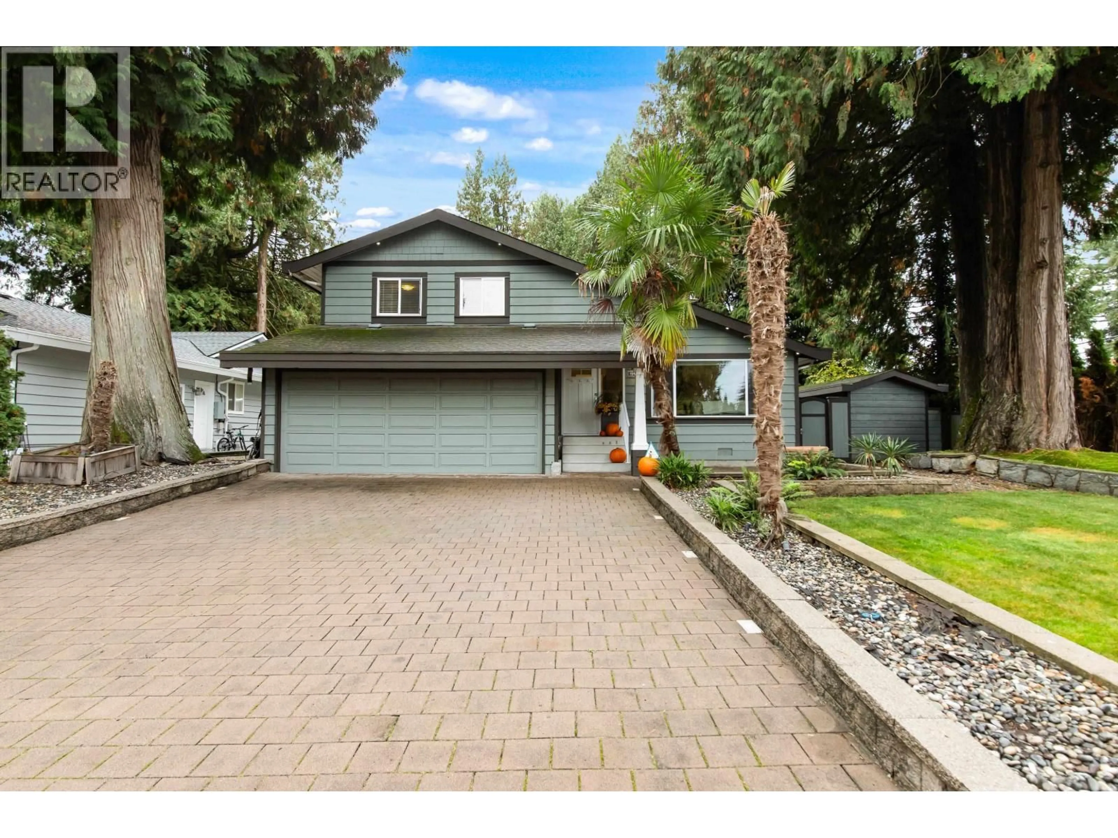 Home with vinyl exterior material, street for 19610 117A AVENUE, Pitt Meadows British Columbia V3Y1R8