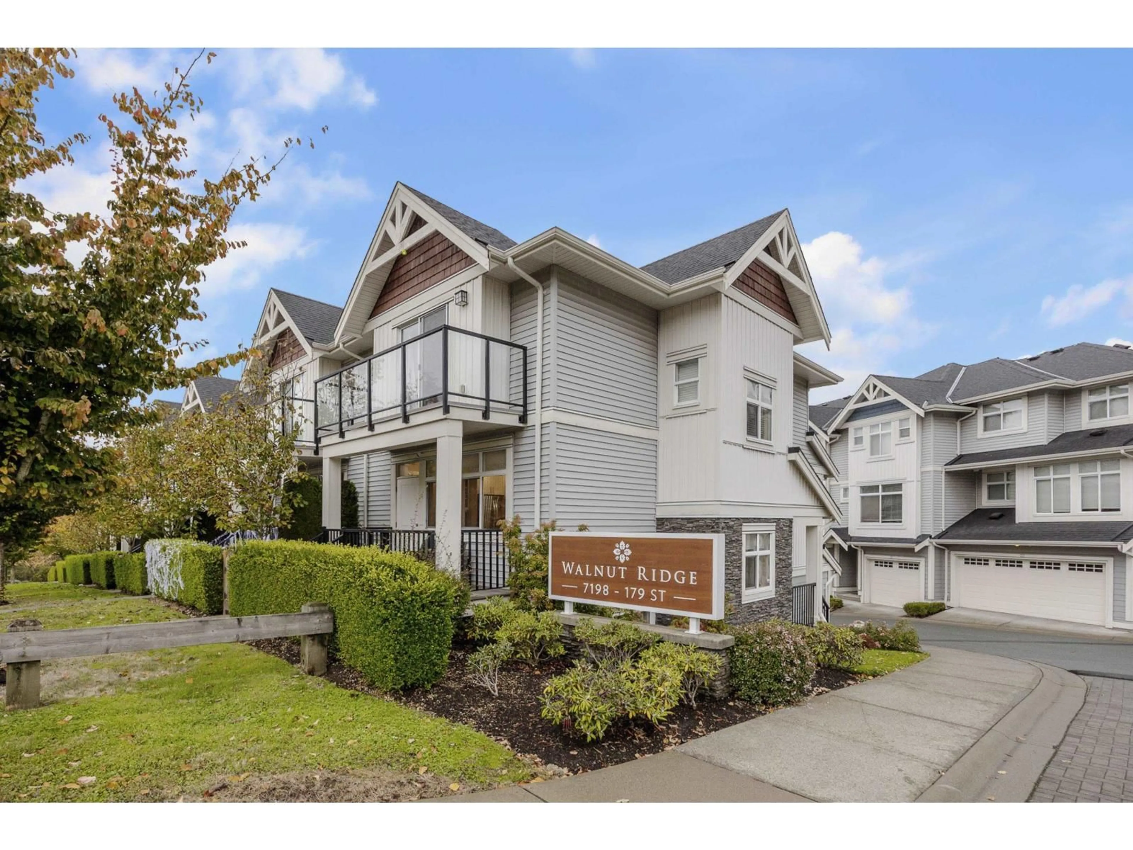 Home with vinyl exterior material, street for 1 - 7198 179, Surrey British Columbia V3S8C5