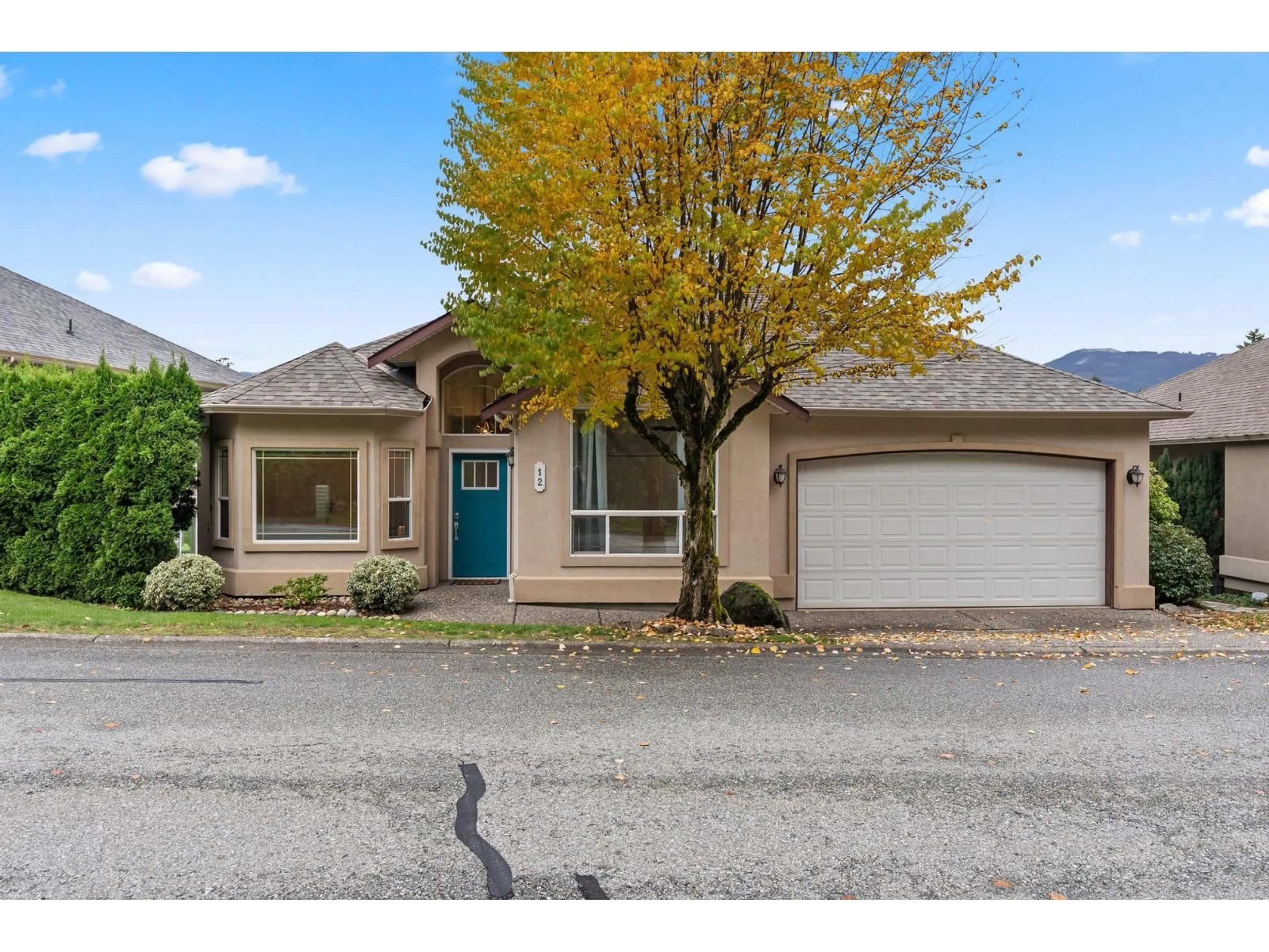 Unknown for 12 - 47470 CHARTWELL DRIVE, Chilliwack British Columbia V2P8A2