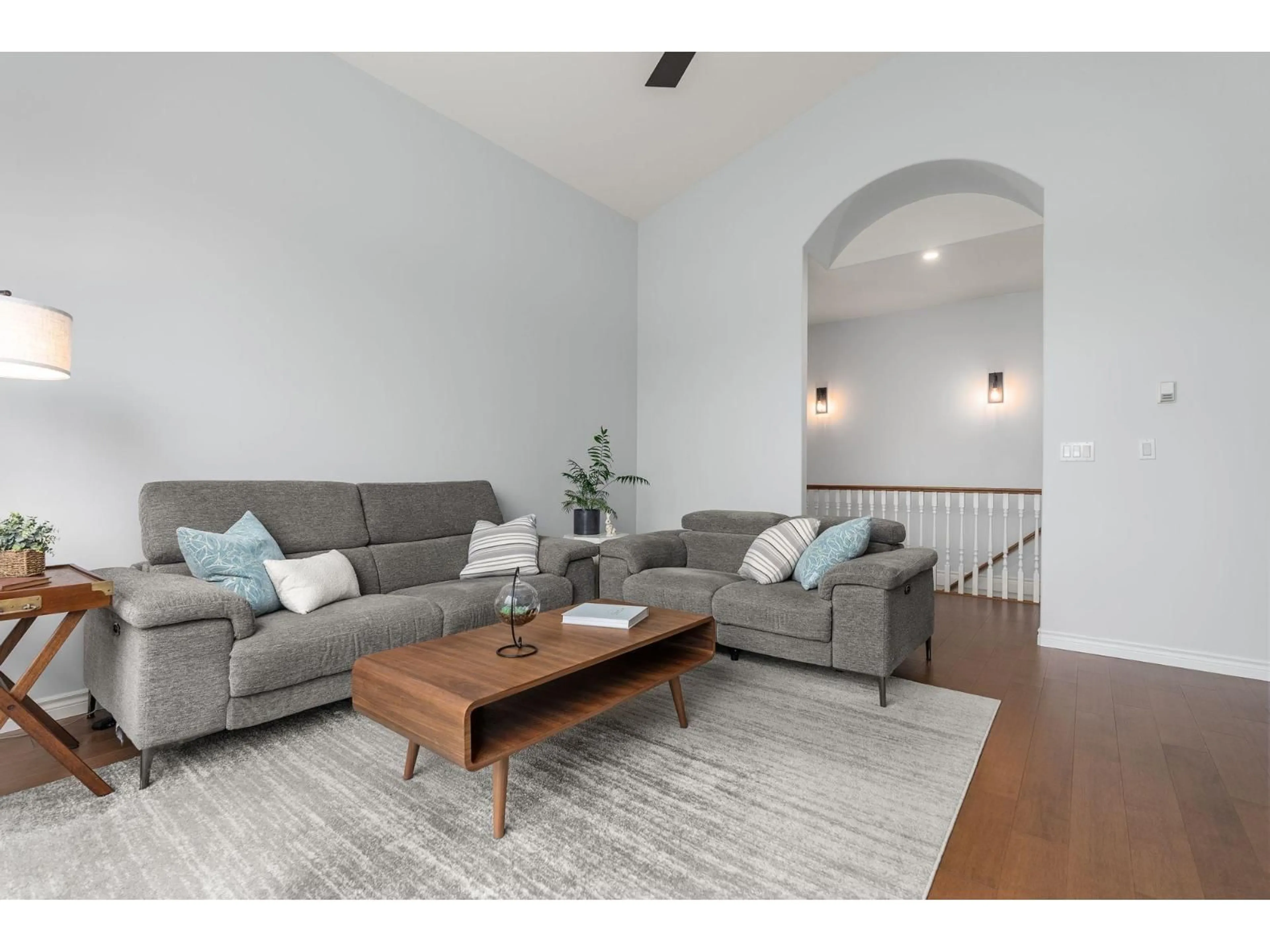 Living room with furniture, wood/laminate floor for 12 - 47470 CHARTWELL DRIVE, Chilliwack British Columbia V2P8A2