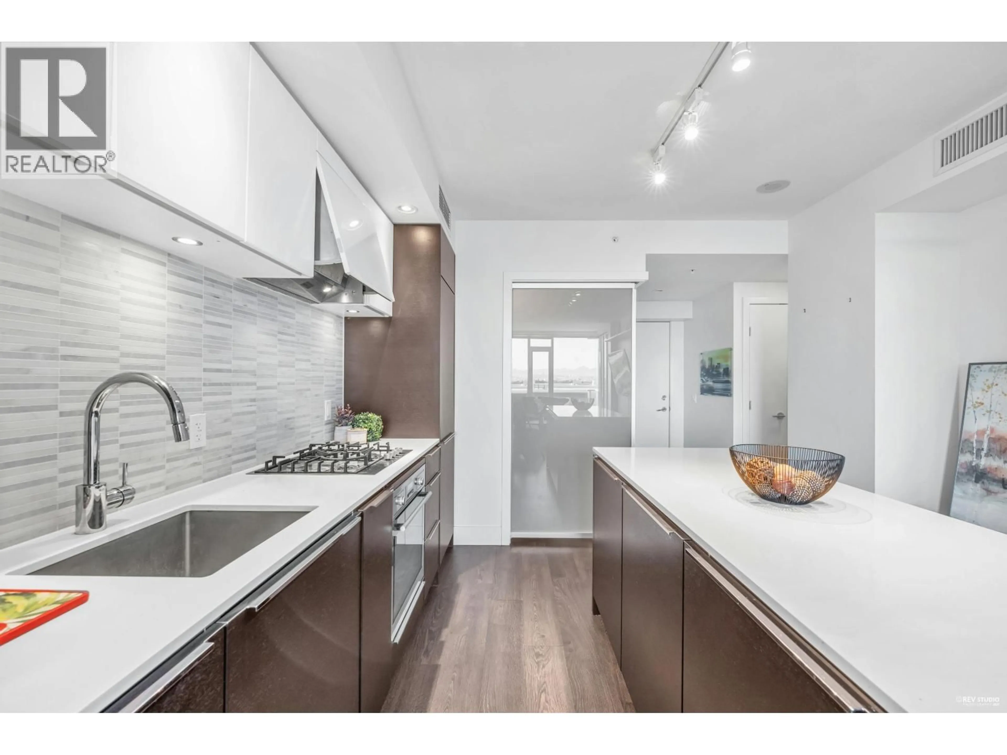 Open concept kitchen, unknown for 1007 - 5233 GILBERT ROAD, Richmond British Columbia V7C0B3