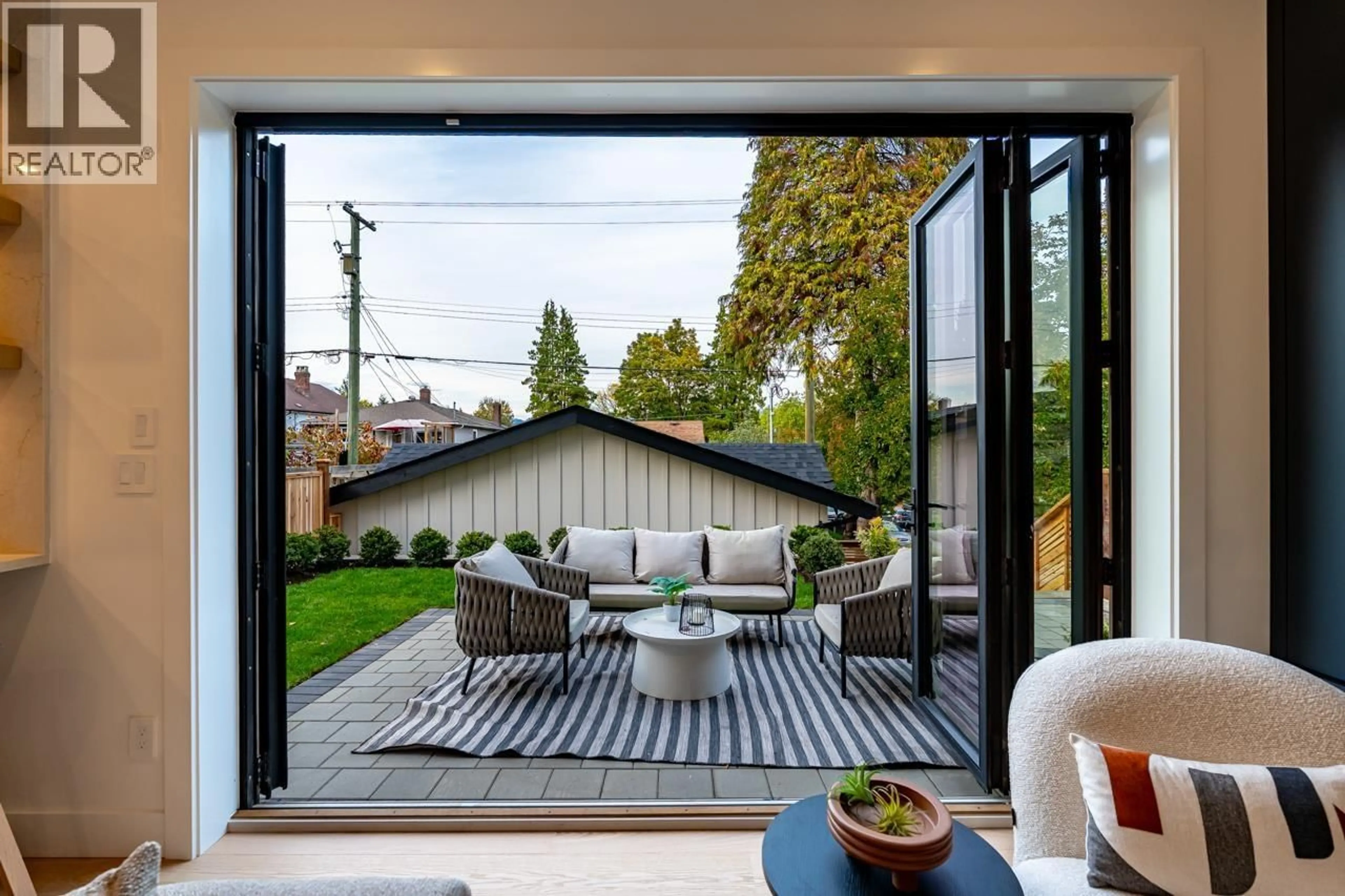 Patio, street for 4675 ST. GEORGE STREET, Vancouver British Columbia V5V4A8