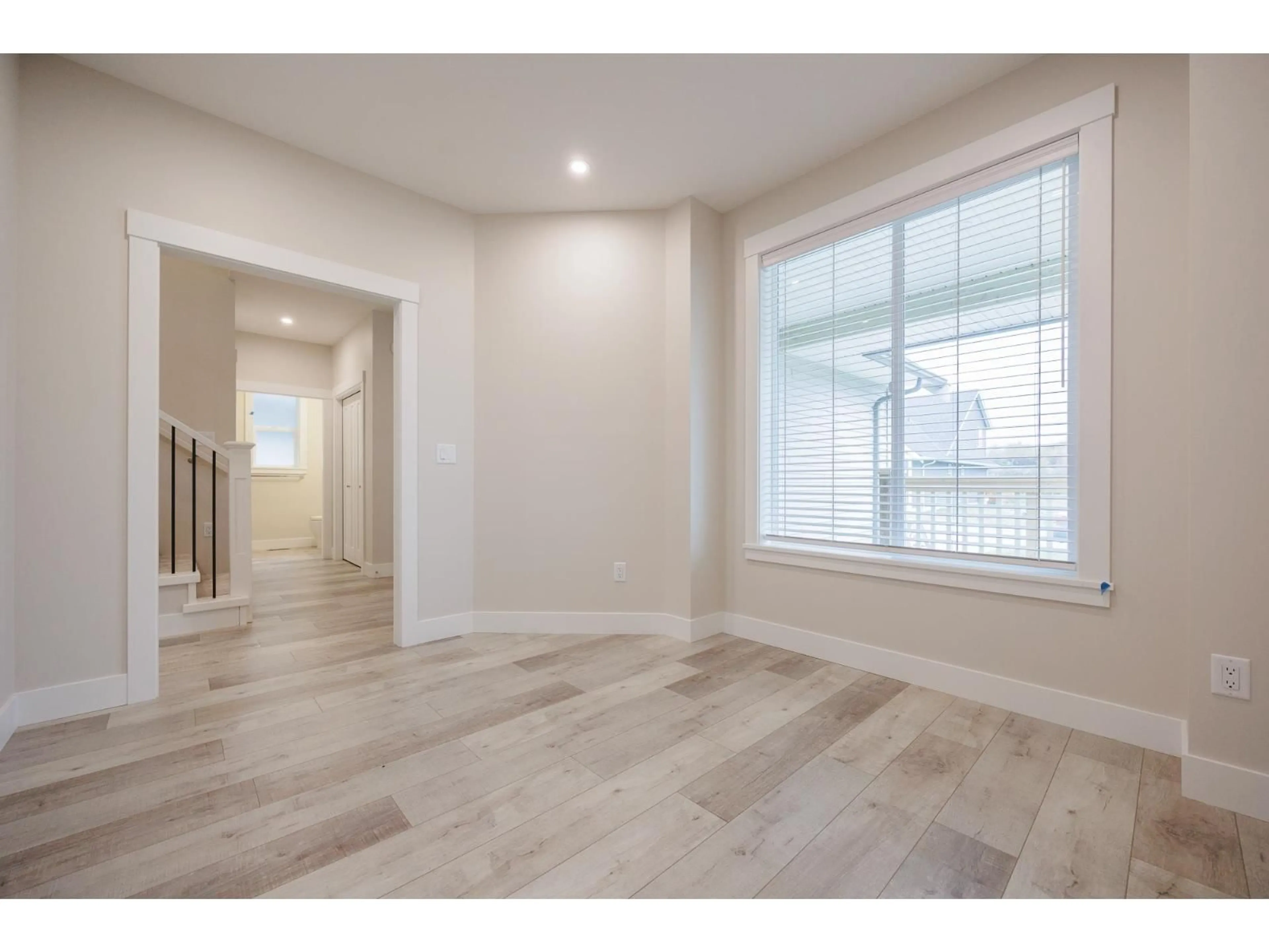 Indoor entryway for 67 - 6211 CHILLIWACK RIVER ROAD, Chilliwack British Columbia V2R6A7